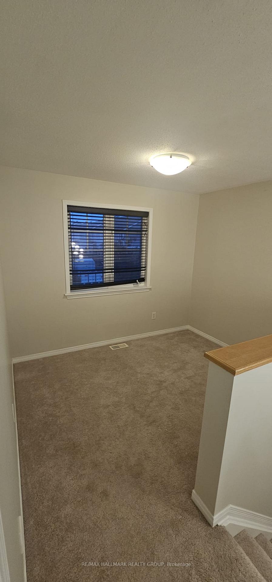 Photo 16 of 423 Celtic Ridge Crescent W, Ottawa, Kanata - Morgan's Grant/South March — HOMEH