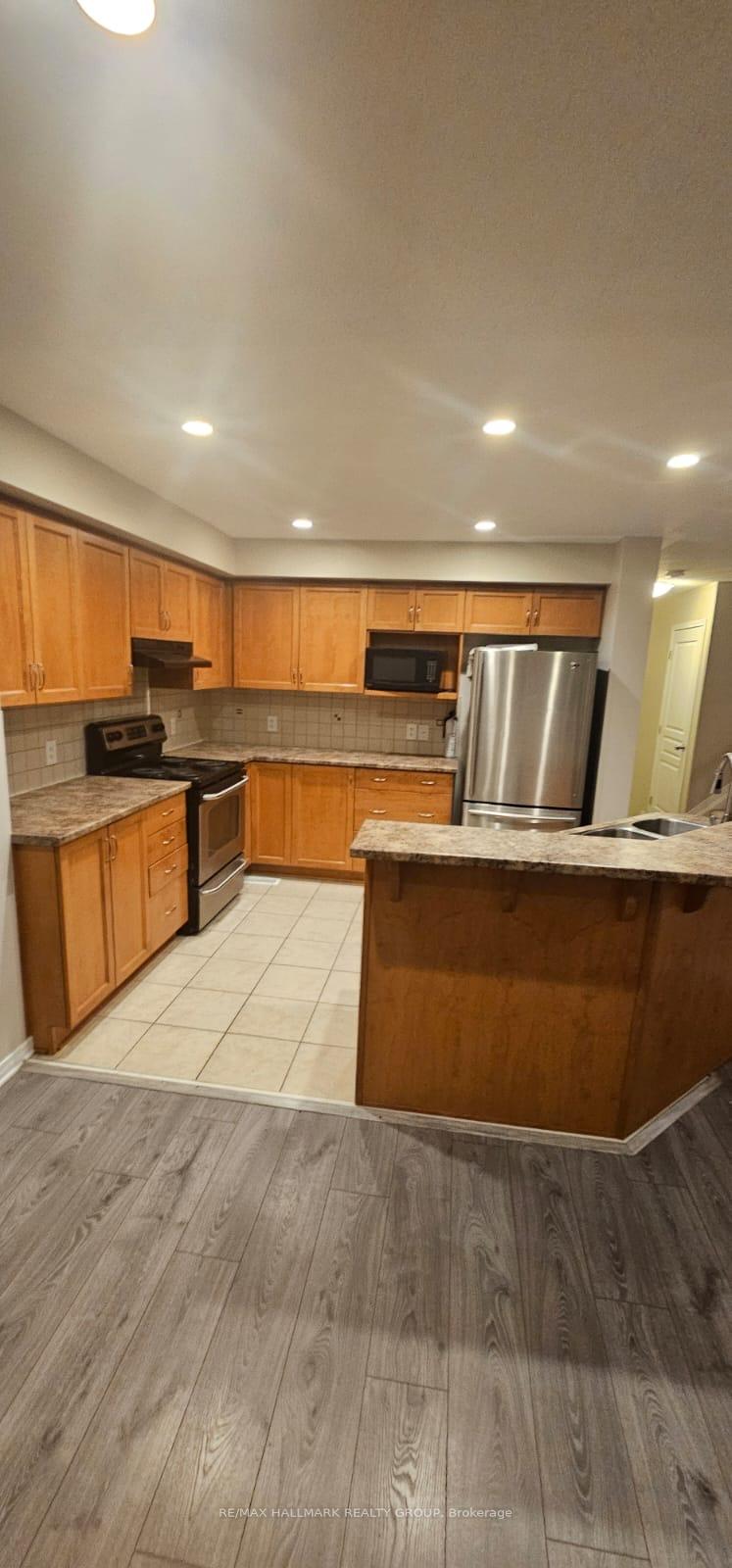 Photo 26 of 423 Celtic Ridge Crescent W, Ottawa, Kanata - Morgan's Grant/South March — HOMEH