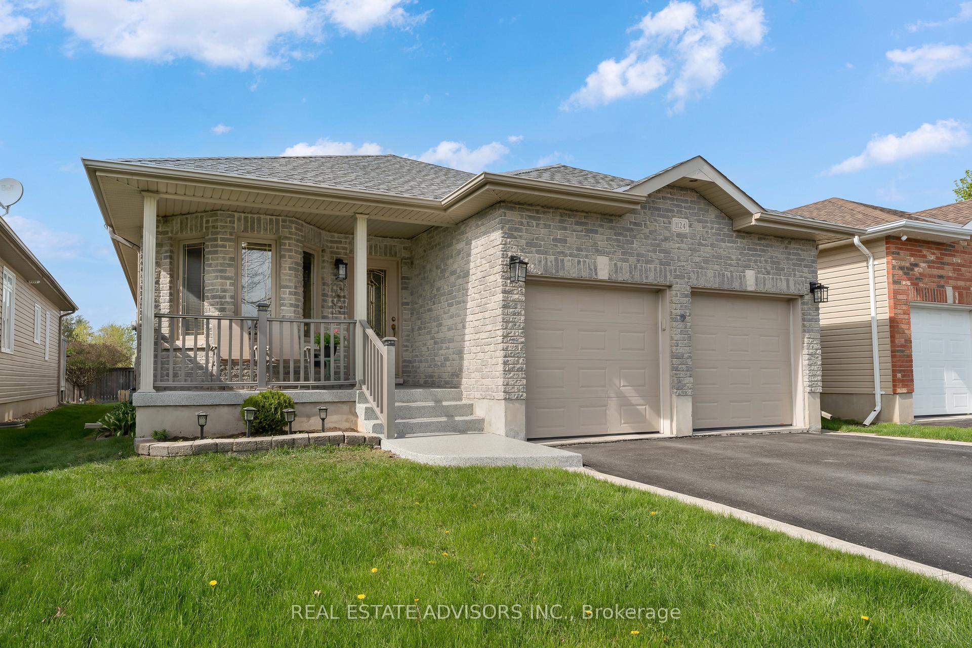 Photo 1 of 1124 Crossfield Avenue, Kingston, City Northwest — HOMEH