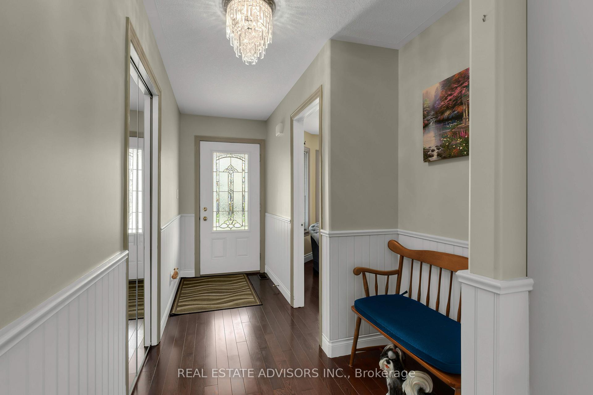Photo 3 of 1124 Crossfield Avenue, Kingston, City Northwest — HOMEH
