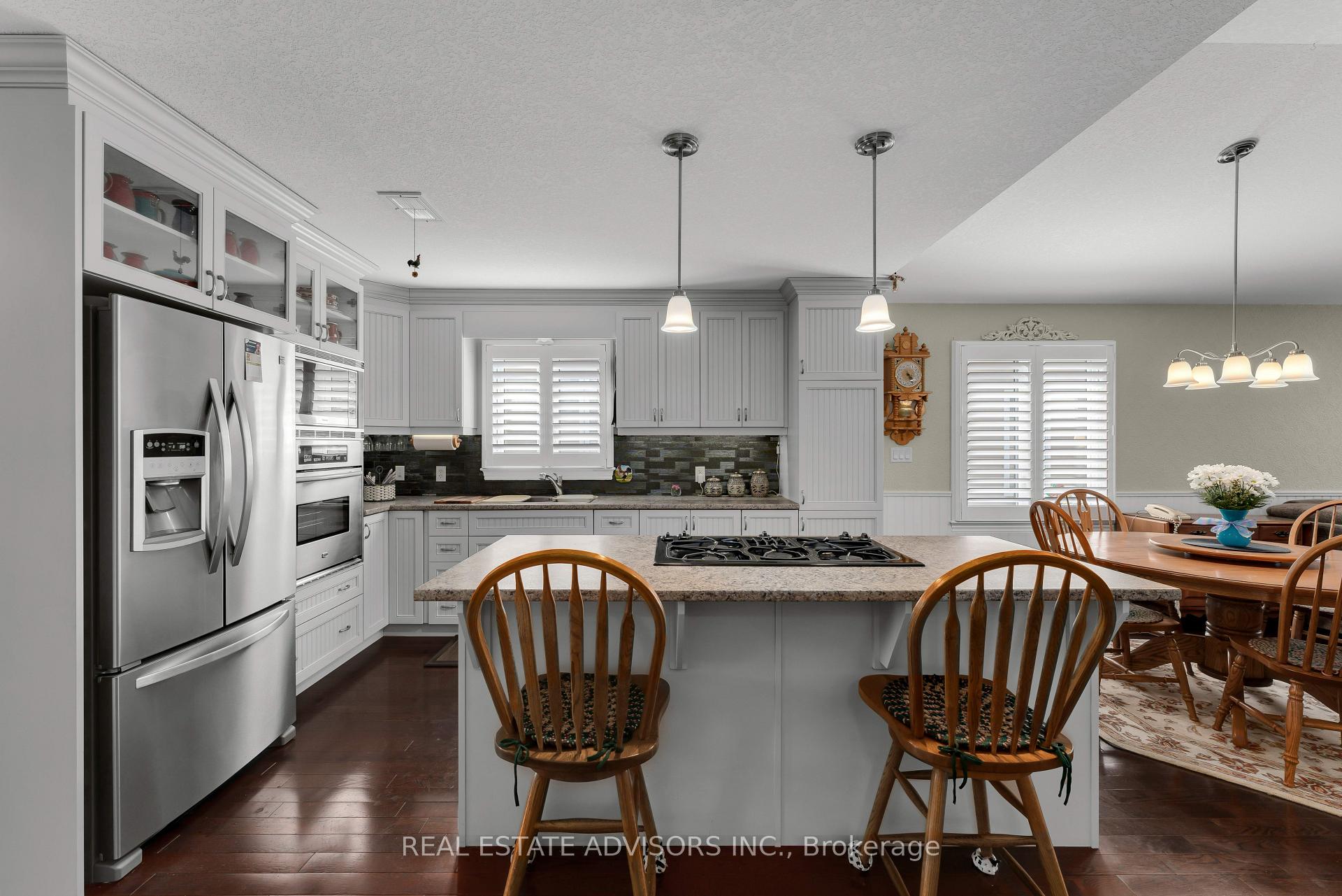 Photo 8 of 1124 Crossfield Avenue, Kingston, City Northwest — HOMEH