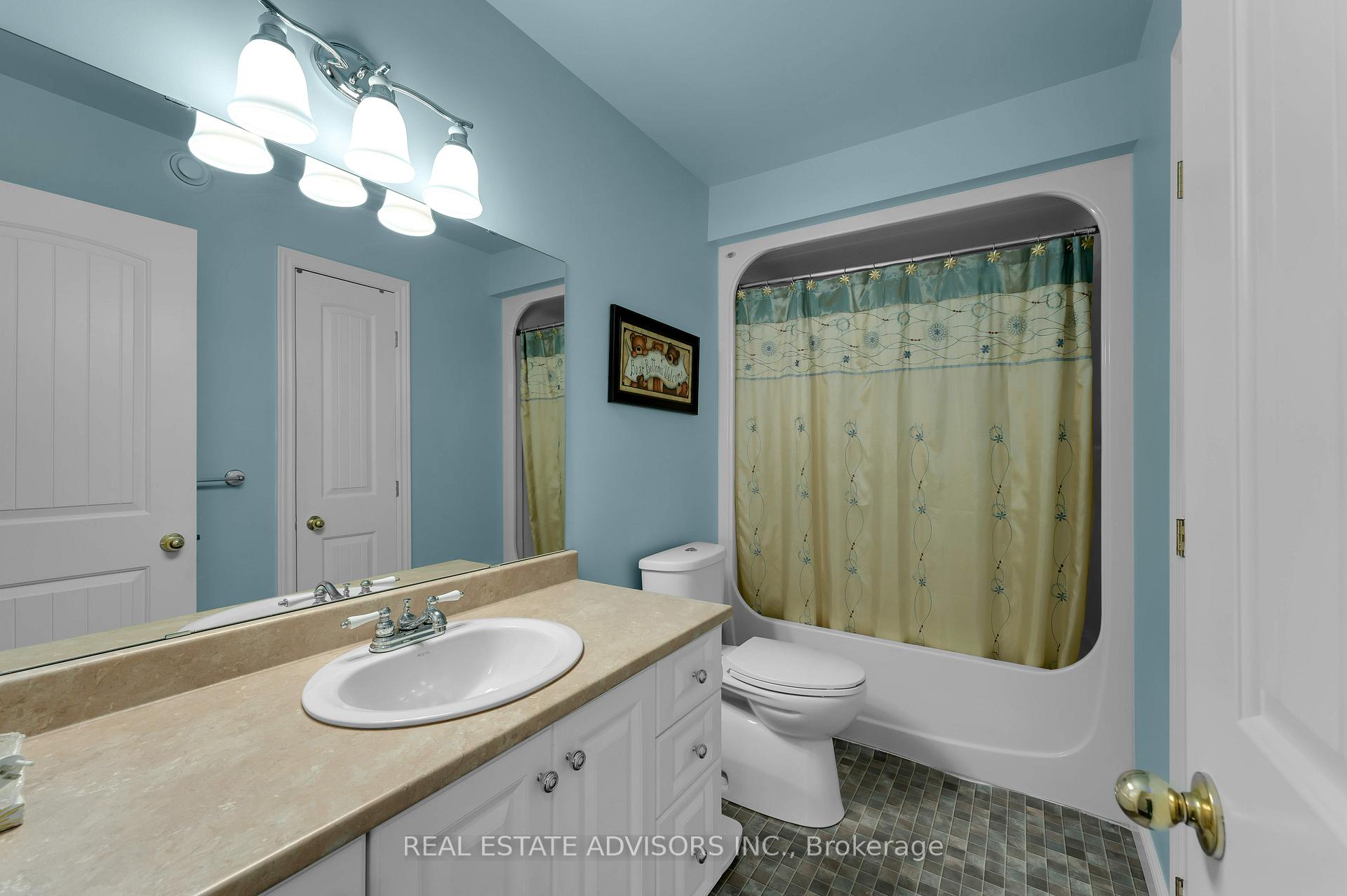 Photo 19 of 1124 Crossfield Avenue, Kingston, City Northwest — HOMEH