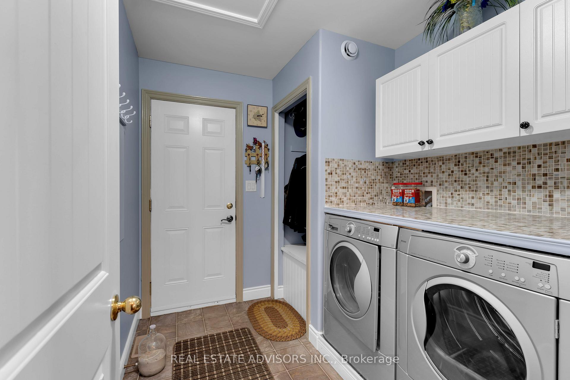 Photo 26 of 1124 Crossfield Avenue, Kingston, City Northwest — HOMEH