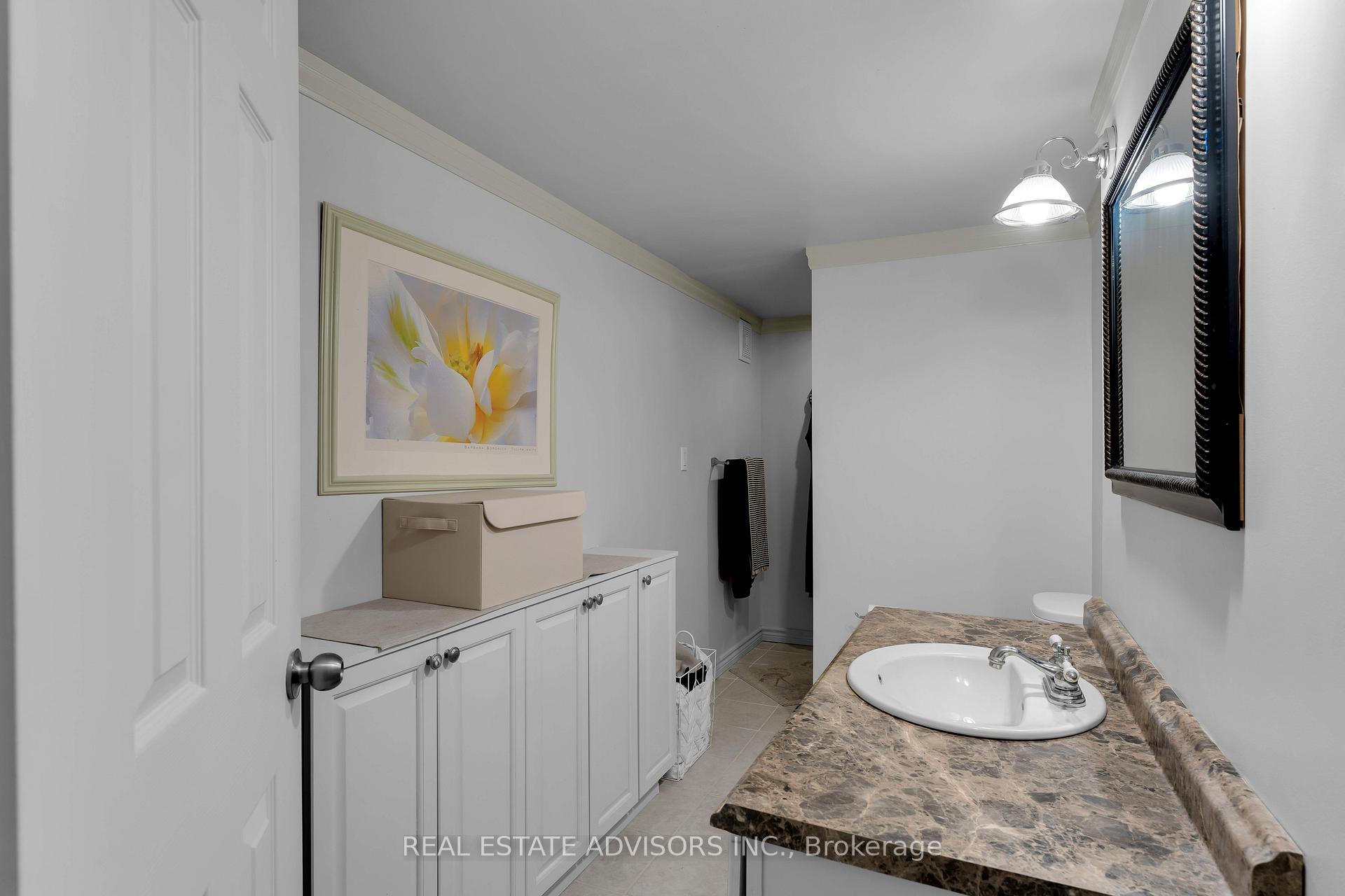 Photo 34 of 1124 Crossfield Avenue, Kingston, City Northwest — HOMEH