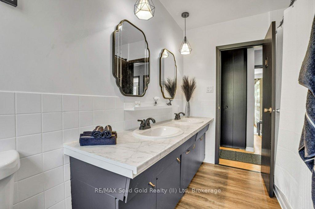 Photo 27 of 60 Springbank Crescent, Kitchener — HOMEH