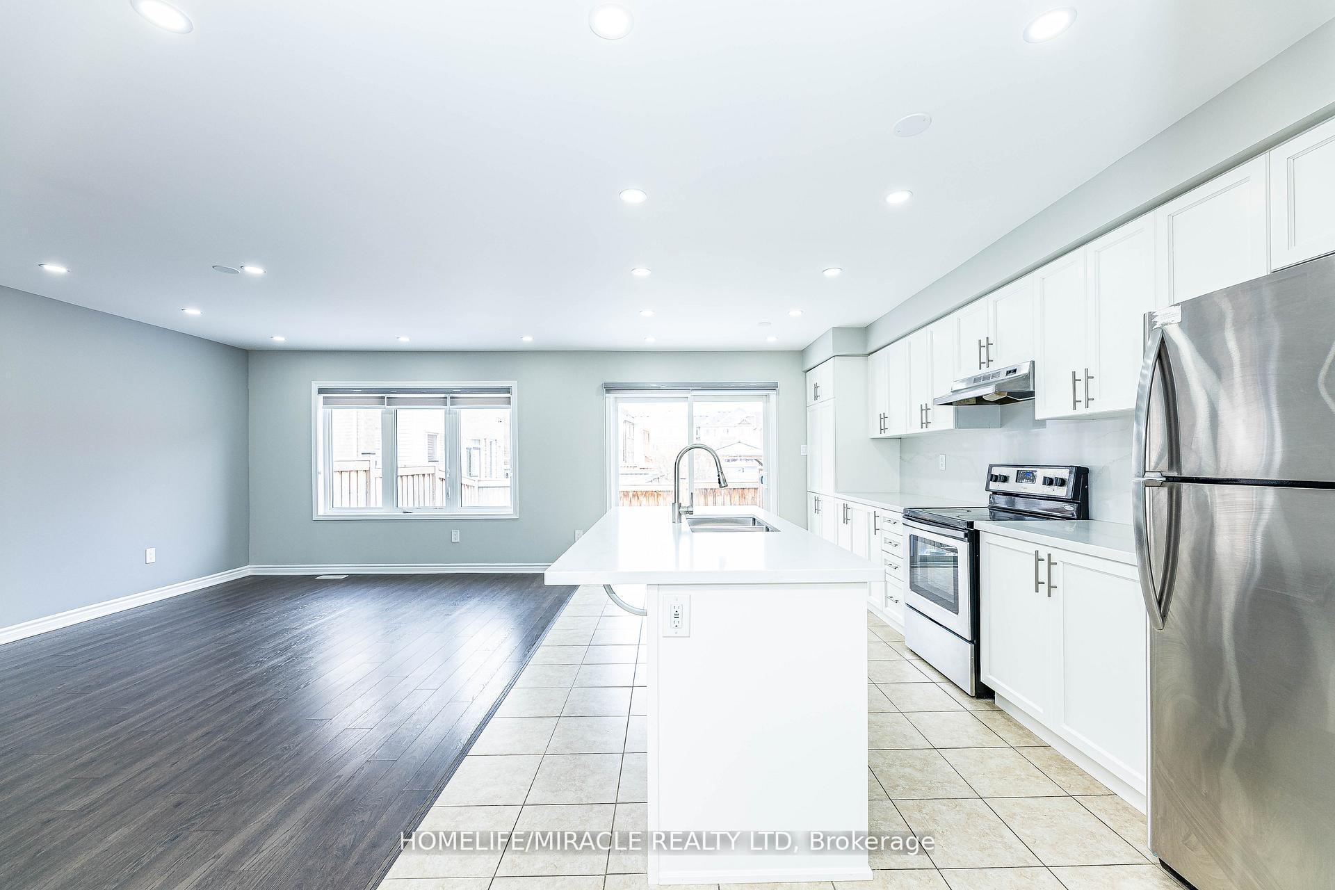 Photo 12 of 1633 Clitherow Street, Milton, Ford — HOMEH