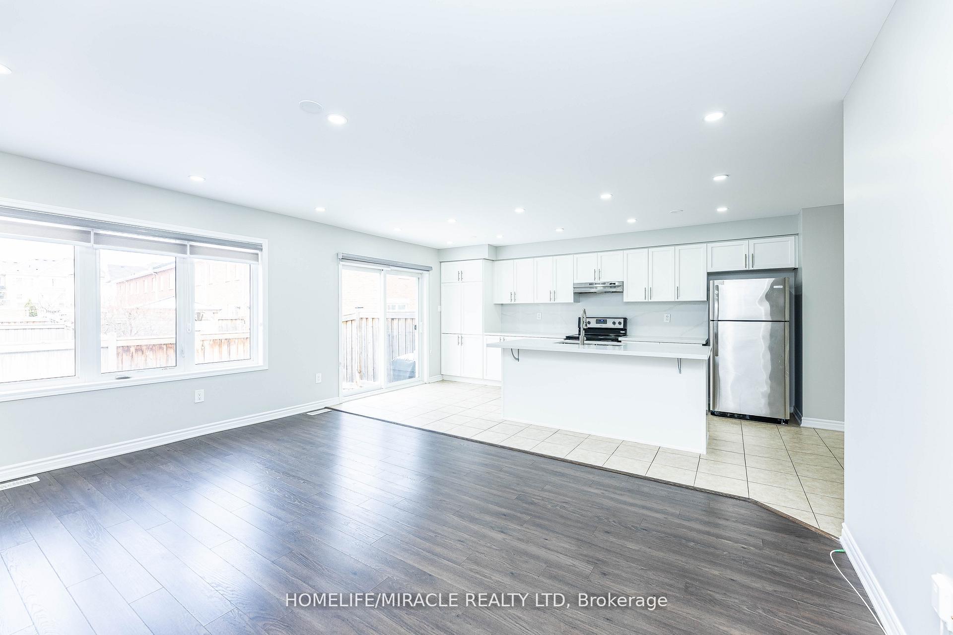 Photo 13 of 1633 Clitherow Street, Milton, Ford — HOMEH