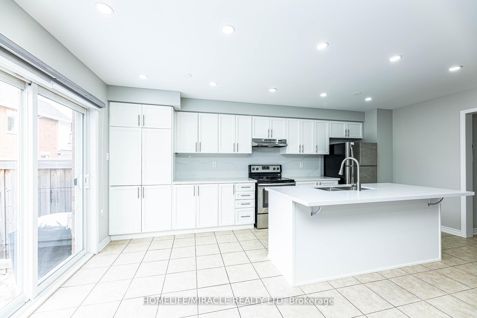 Photo 15 of 1633 Clitherow Street, Milton, Ford — HOMEH