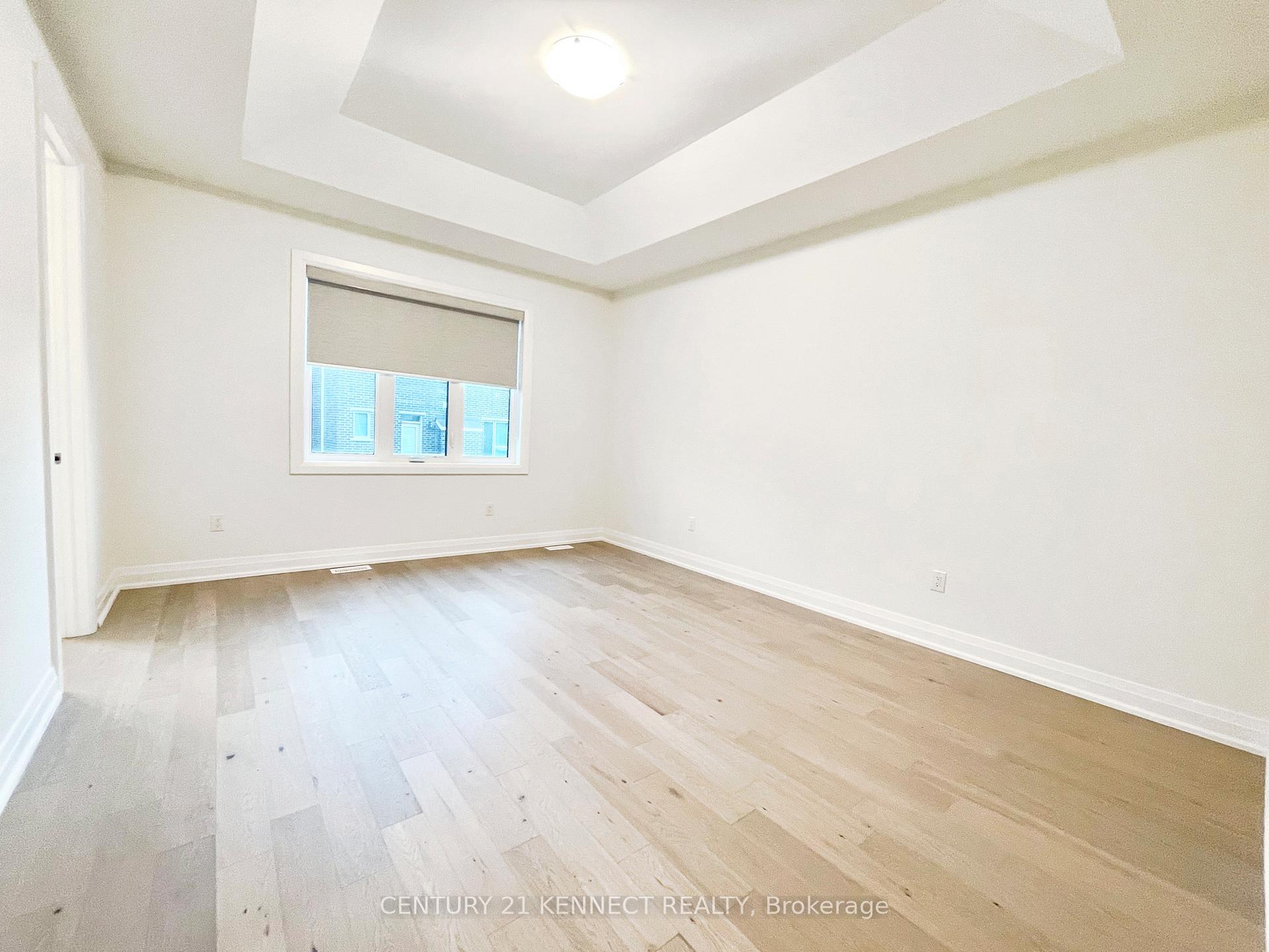 Photo 13 of 16 Cecil Sinclair Drive, Markham, Victoria Square — HOMEH