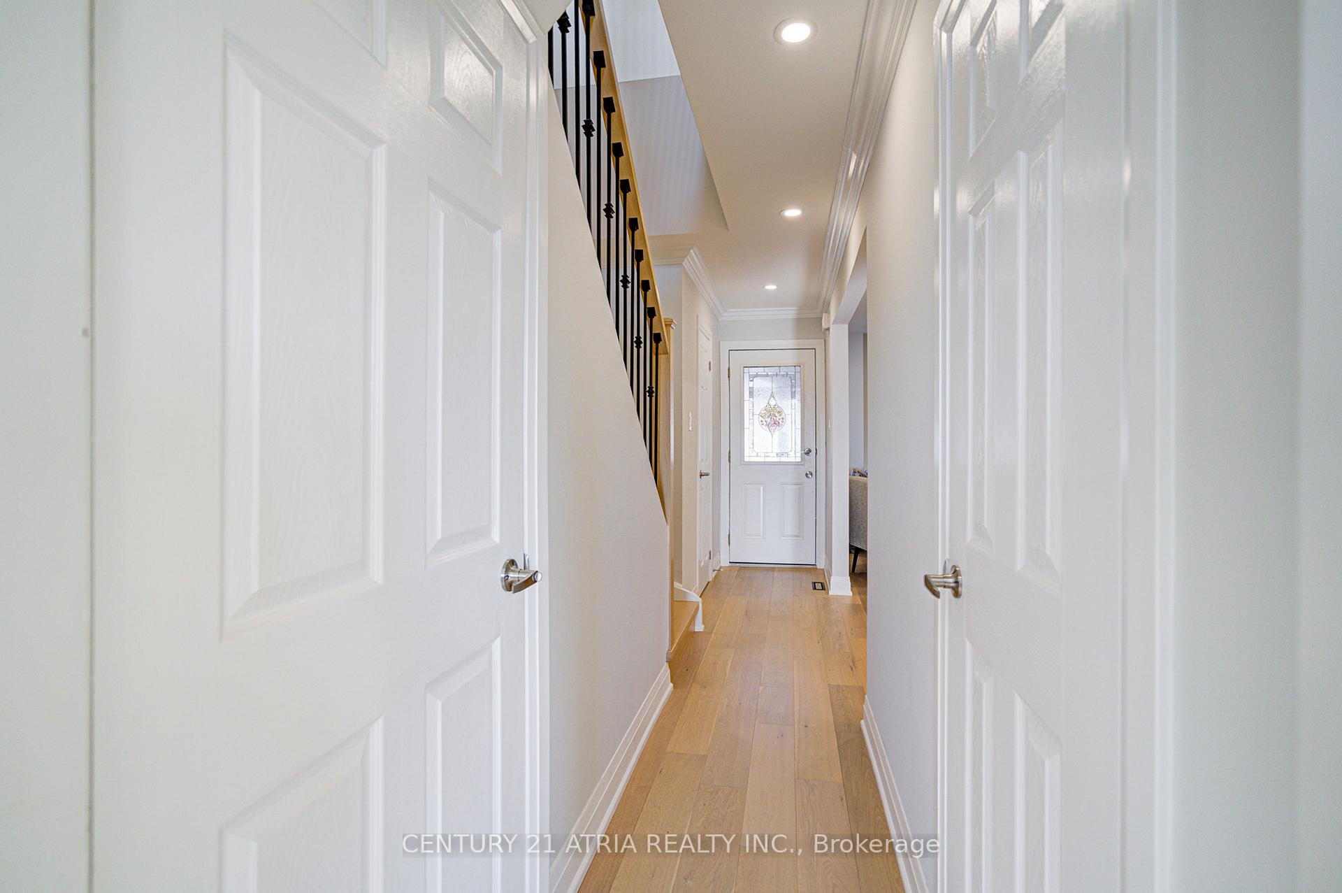 Photo 6 of 111 Bedale Crescent, Markham, Milliken Mills West — HOMEH