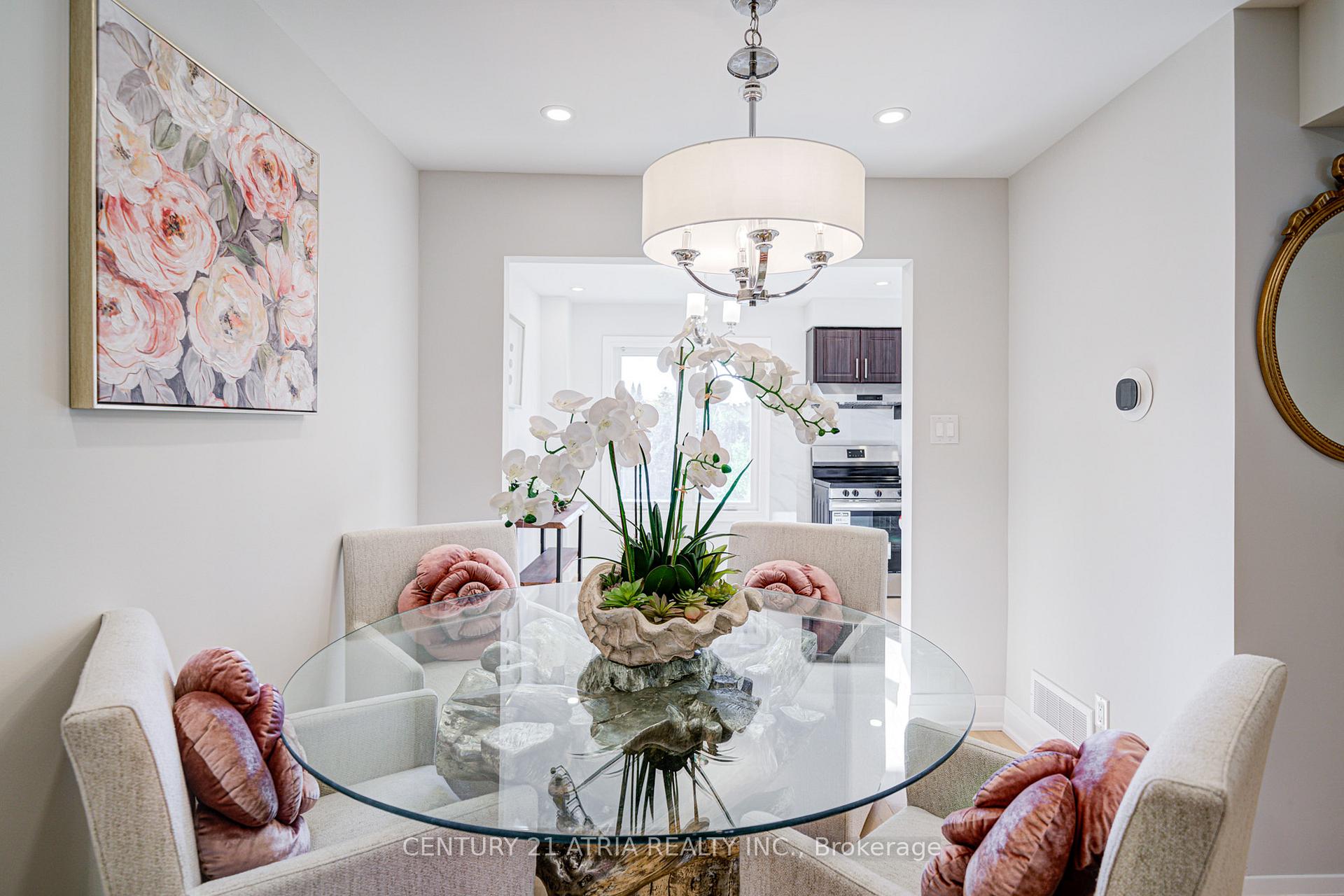 Photo 12 of 111 Bedale Crescent, Markham, Milliken Mills West — HOMEH