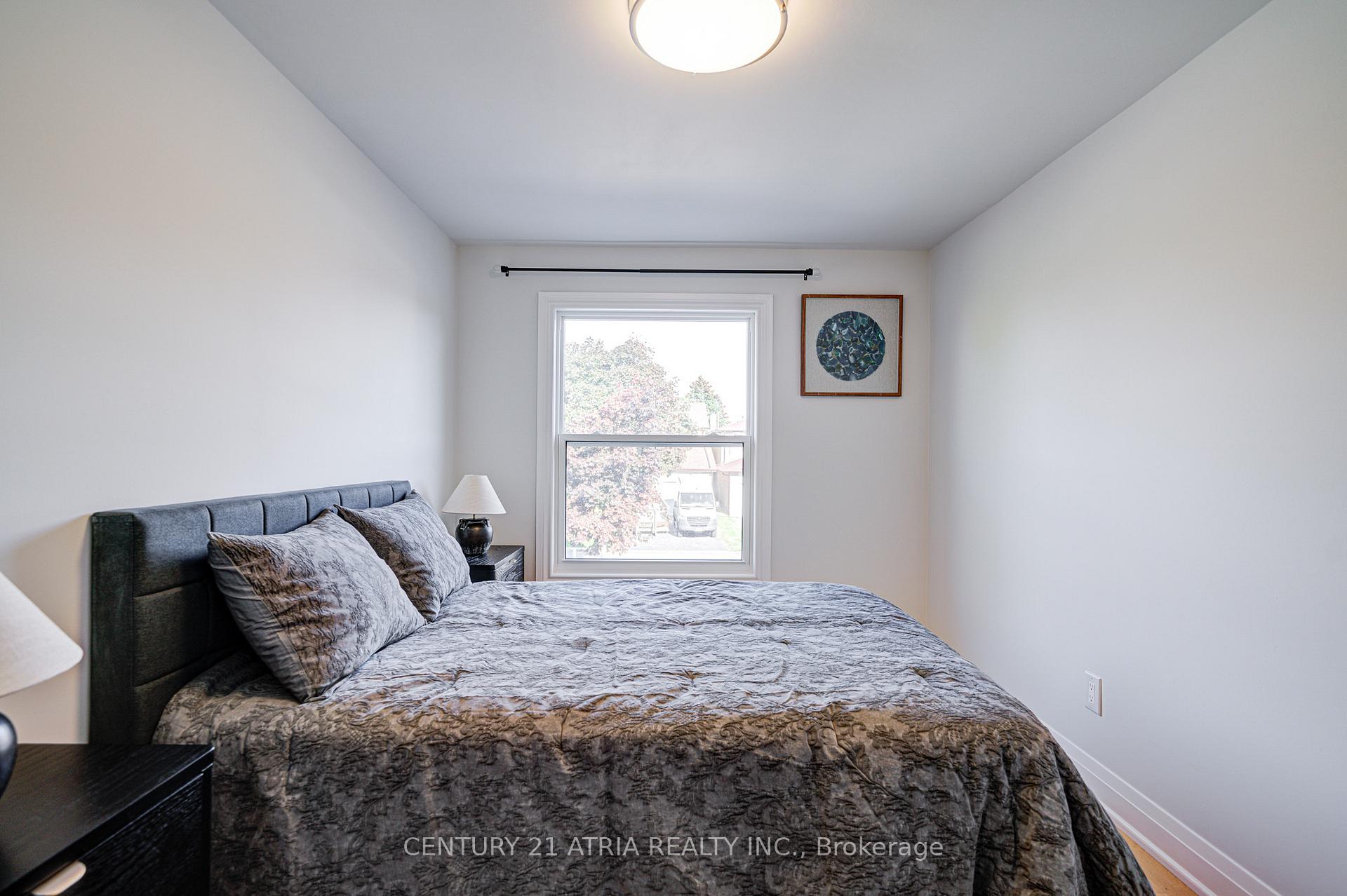 Photo 23 of 111 Bedale Crescent, Markham, Milliken Mills West — HOMEH