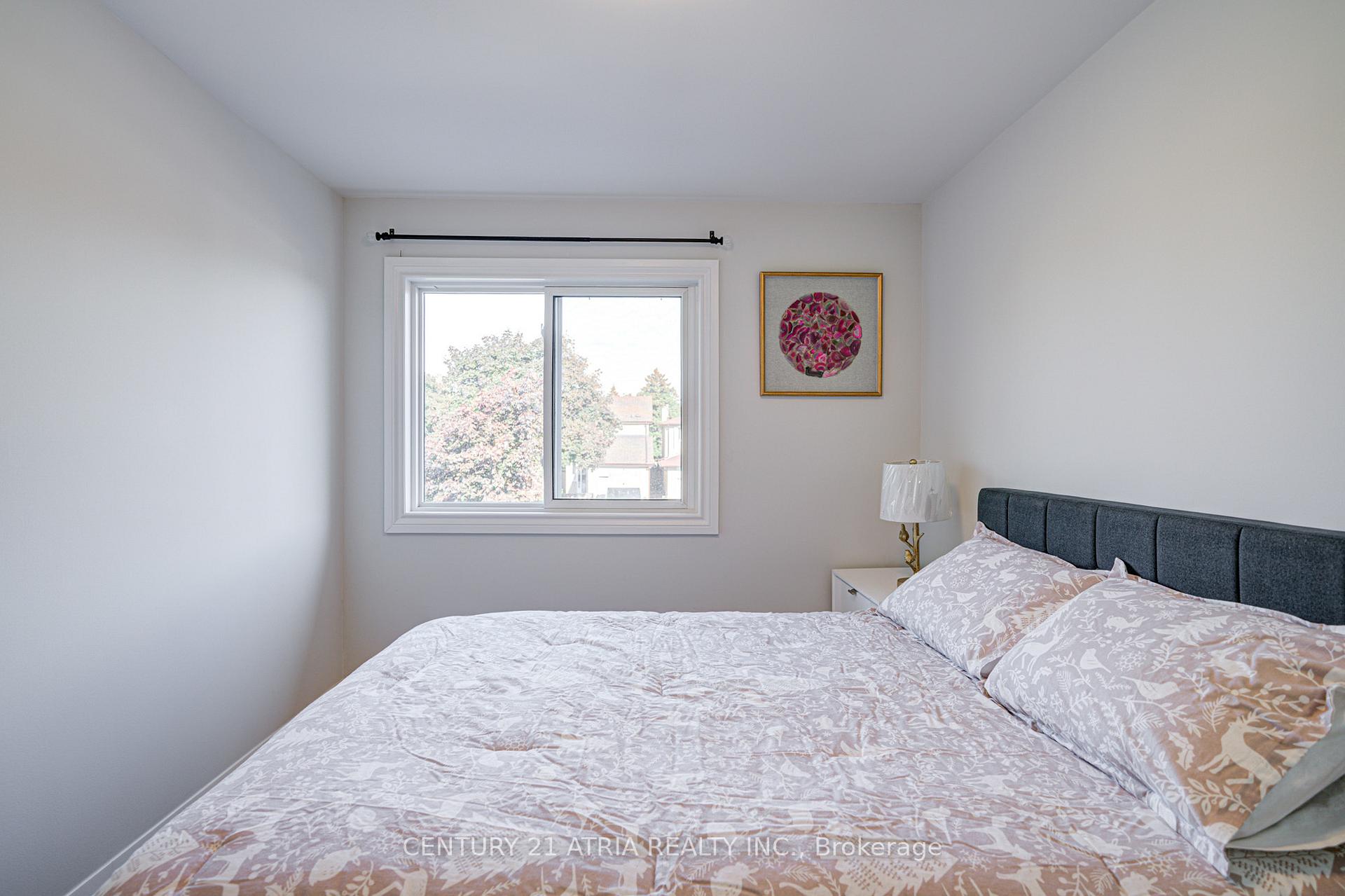 Photo 28 of 111 Bedale Crescent, Markham, Milliken Mills West — HOMEH