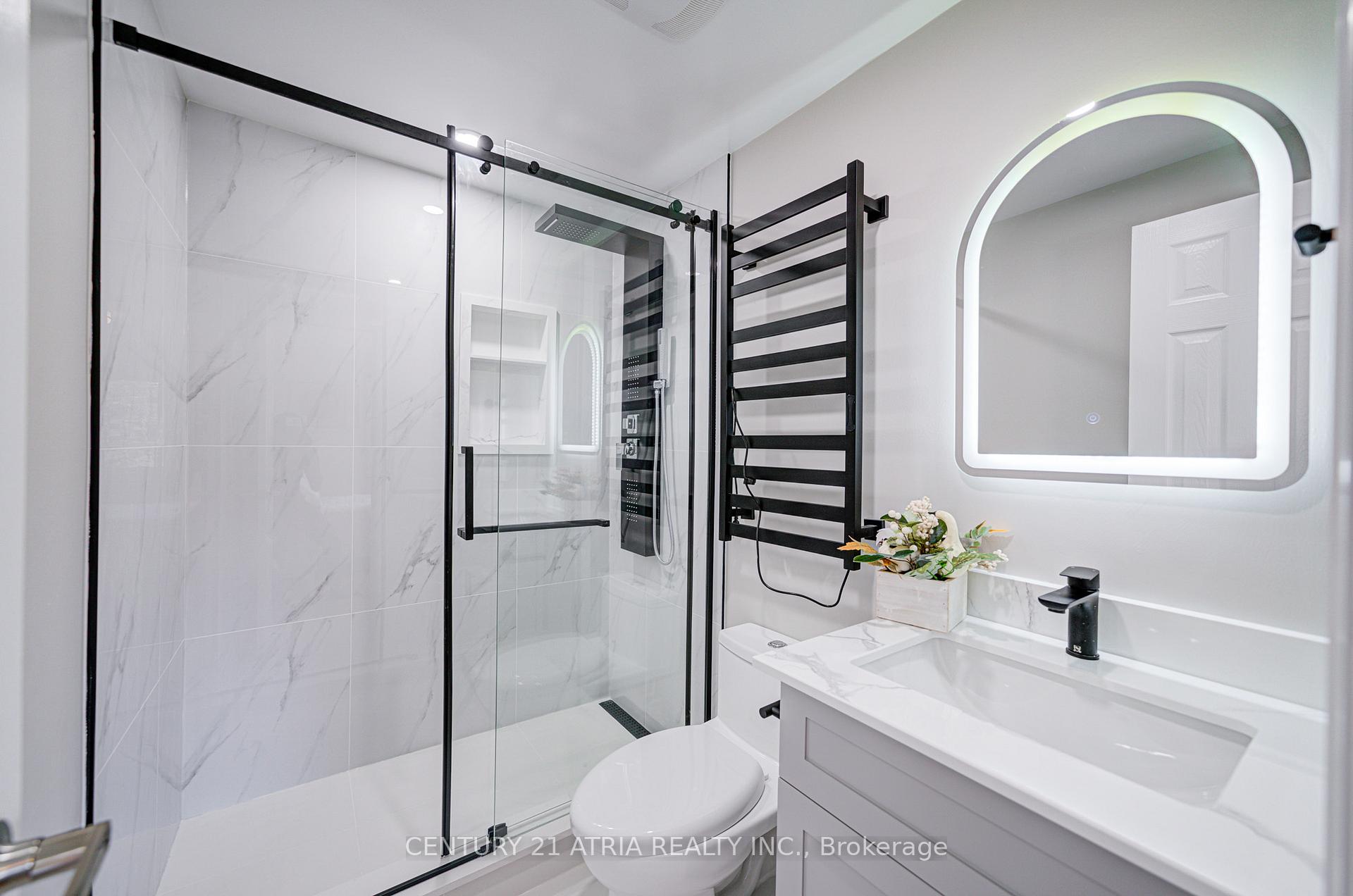 Photo 30 of 111 Bedale Crescent, Markham, Milliken Mills West — HOMEH