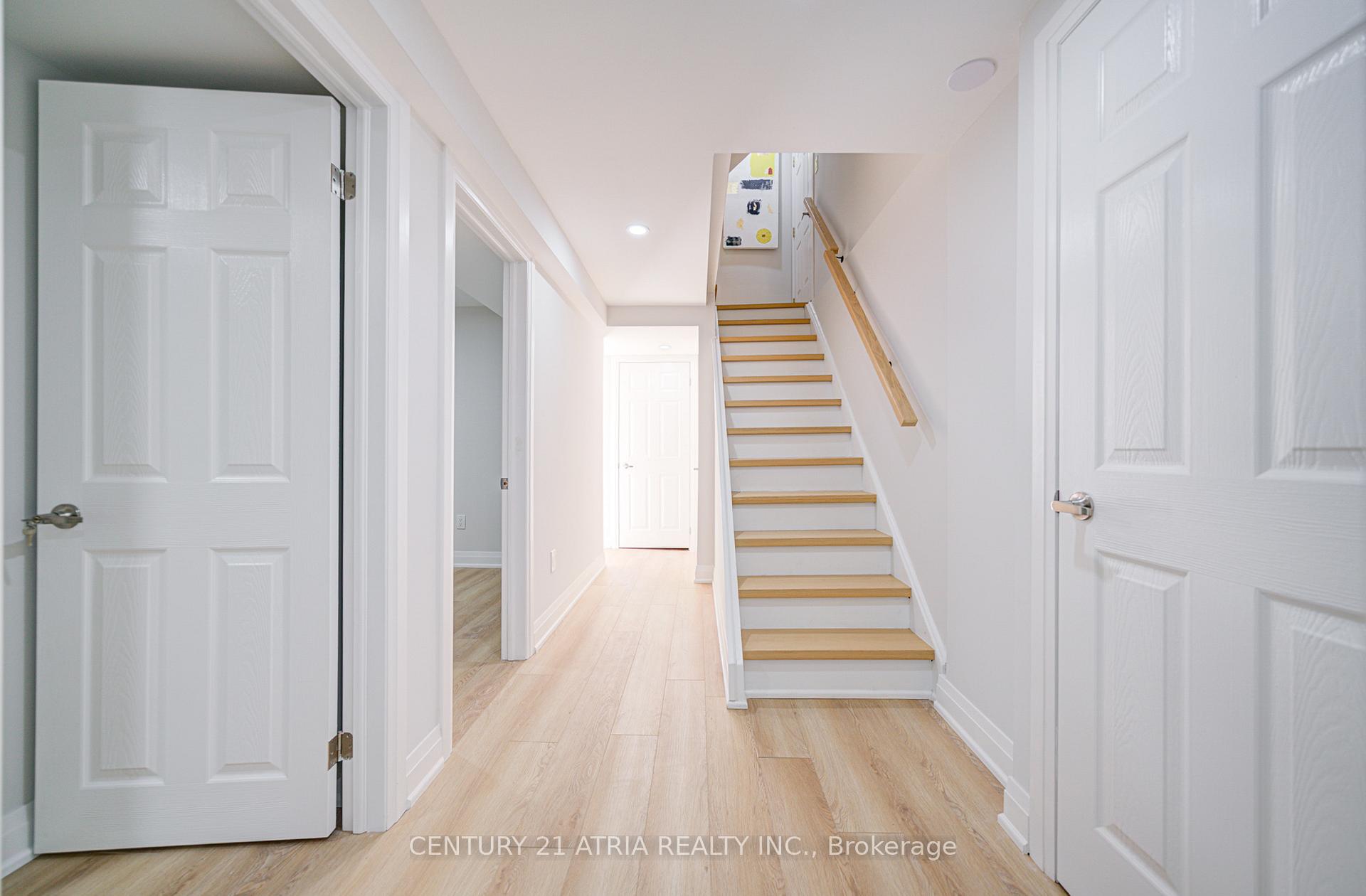 Photo 35 of 111 Bedale Crescent, Markham, Milliken Mills West — HOMEH