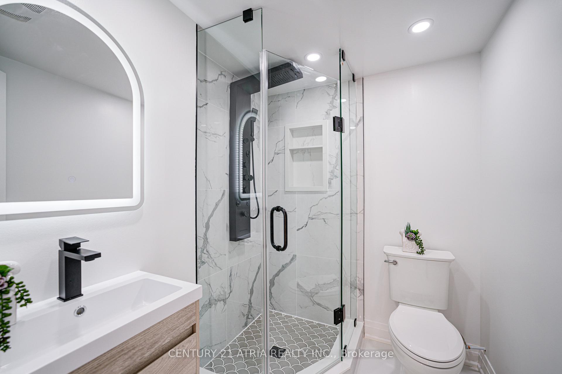 Photo 37 of 111 Bedale Crescent, Markham, Milliken Mills West — HOMEH