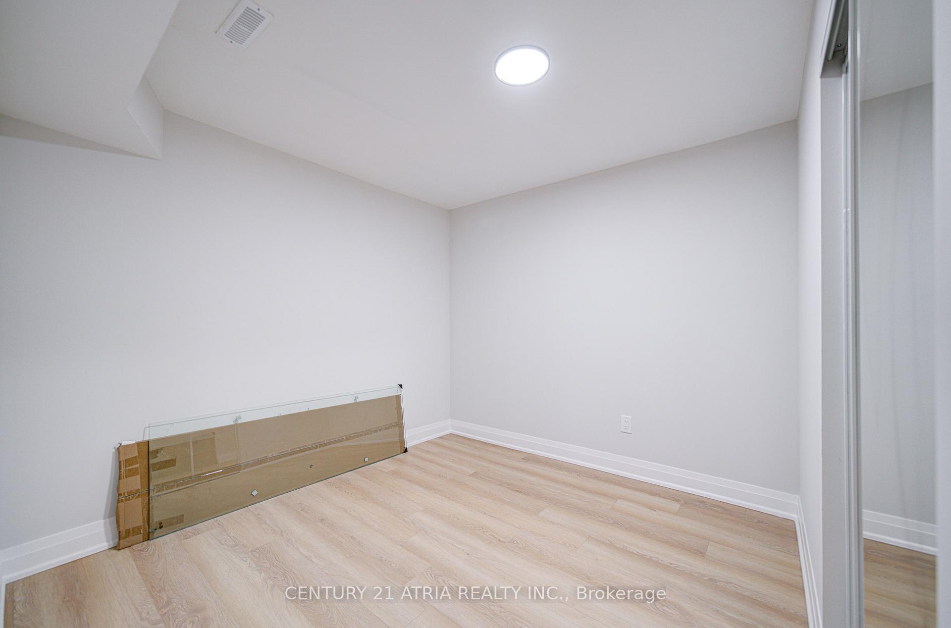 Photo 38 of 111 Bedale Crescent, Markham, Milliken Mills West — HOMEH