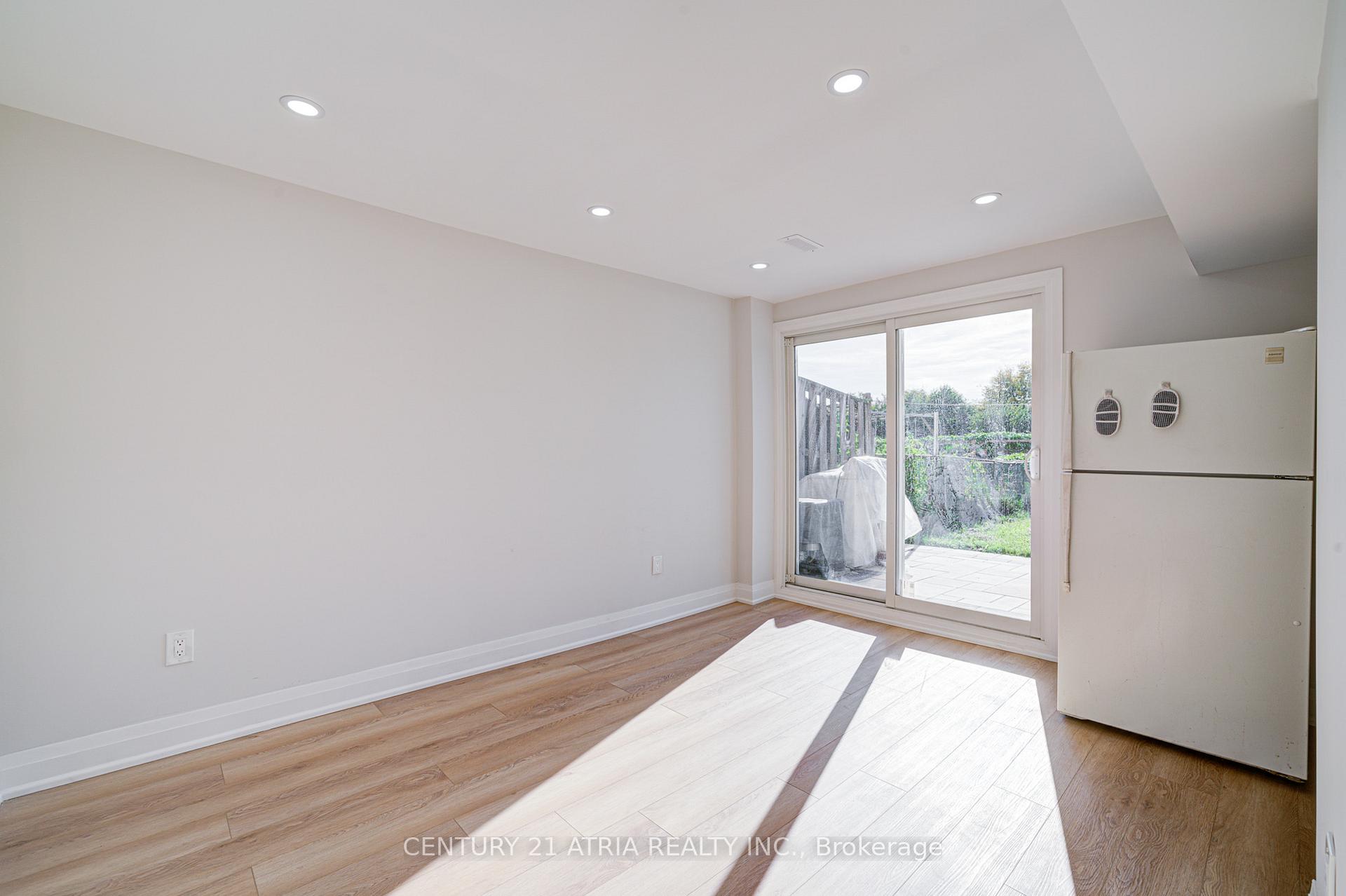 Photo 42 of 111 Bedale Crescent, Markham, Milliken Mills West — HOMEH