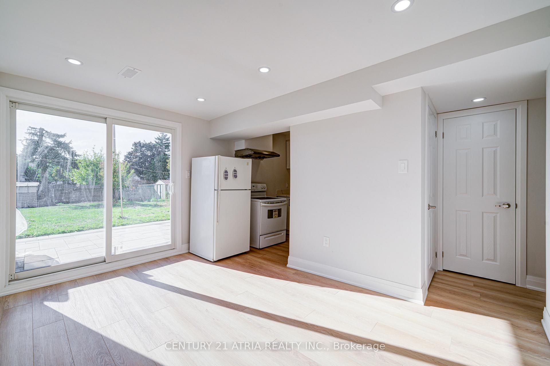 Photo 44 of 111 Bedale Crescent, Markham, Milliken Mills West — HOMEH