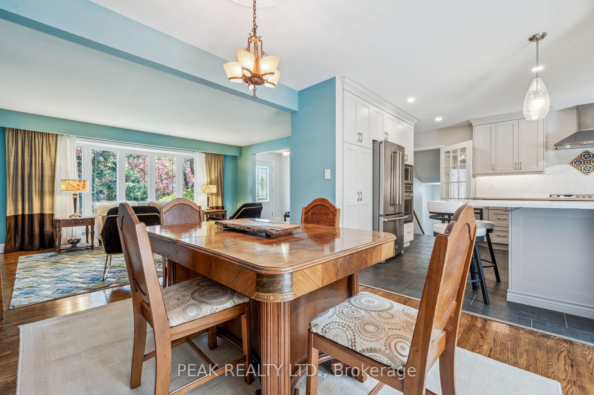 Photo 12 of 61 Larkspur Crescent, Kitchener — HOMEH