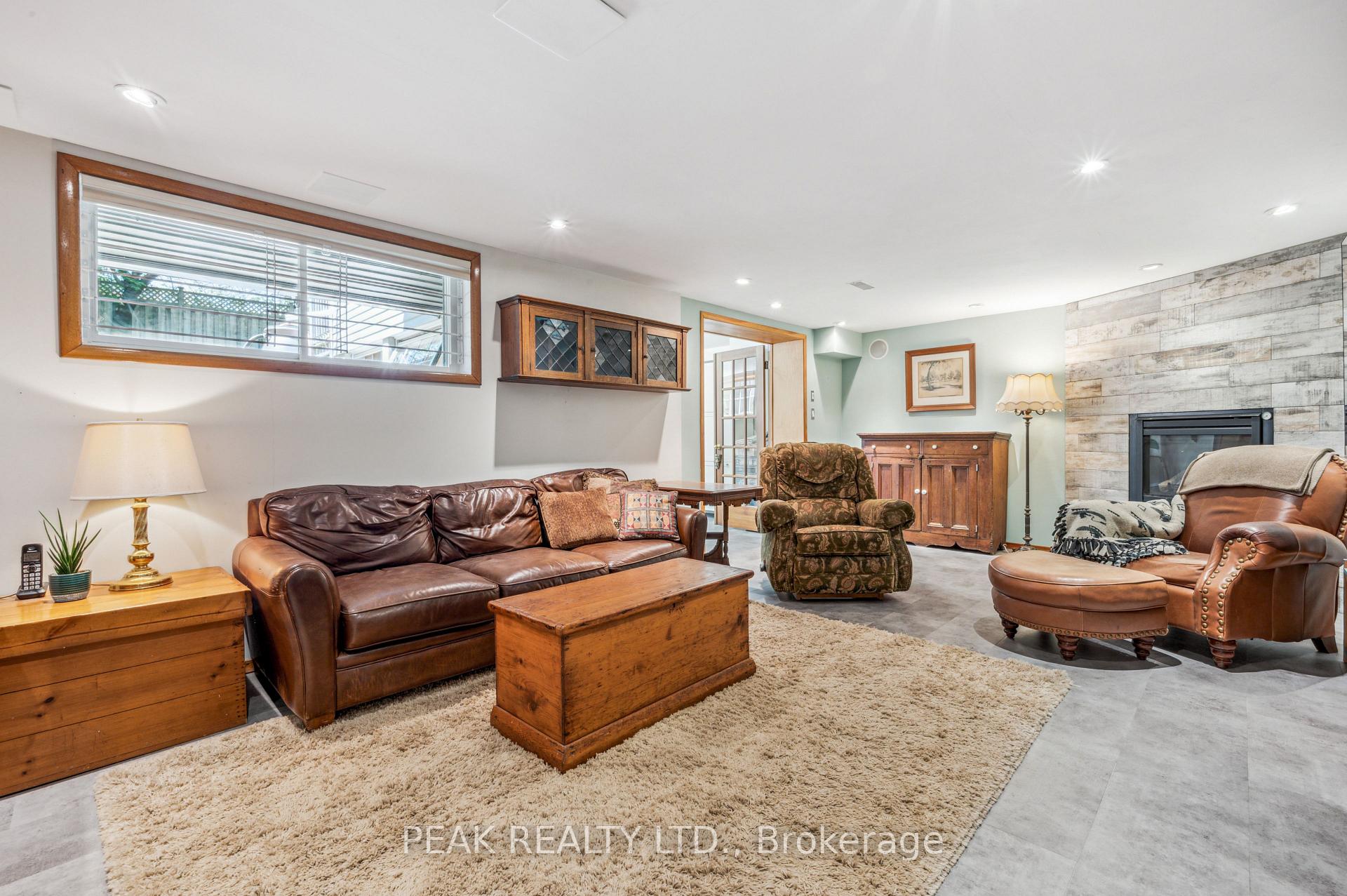 Photo 29 of 61 Larkspur Crescent, Kitchener — HOMEH