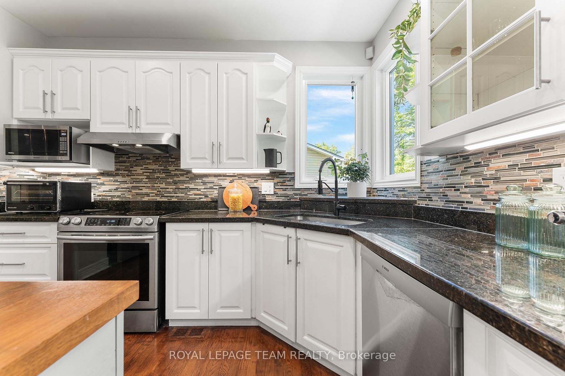 Photo 16 of 47 Mattawa Crescent, Ottawa, Kanata - Bridlewood — HOMEH
