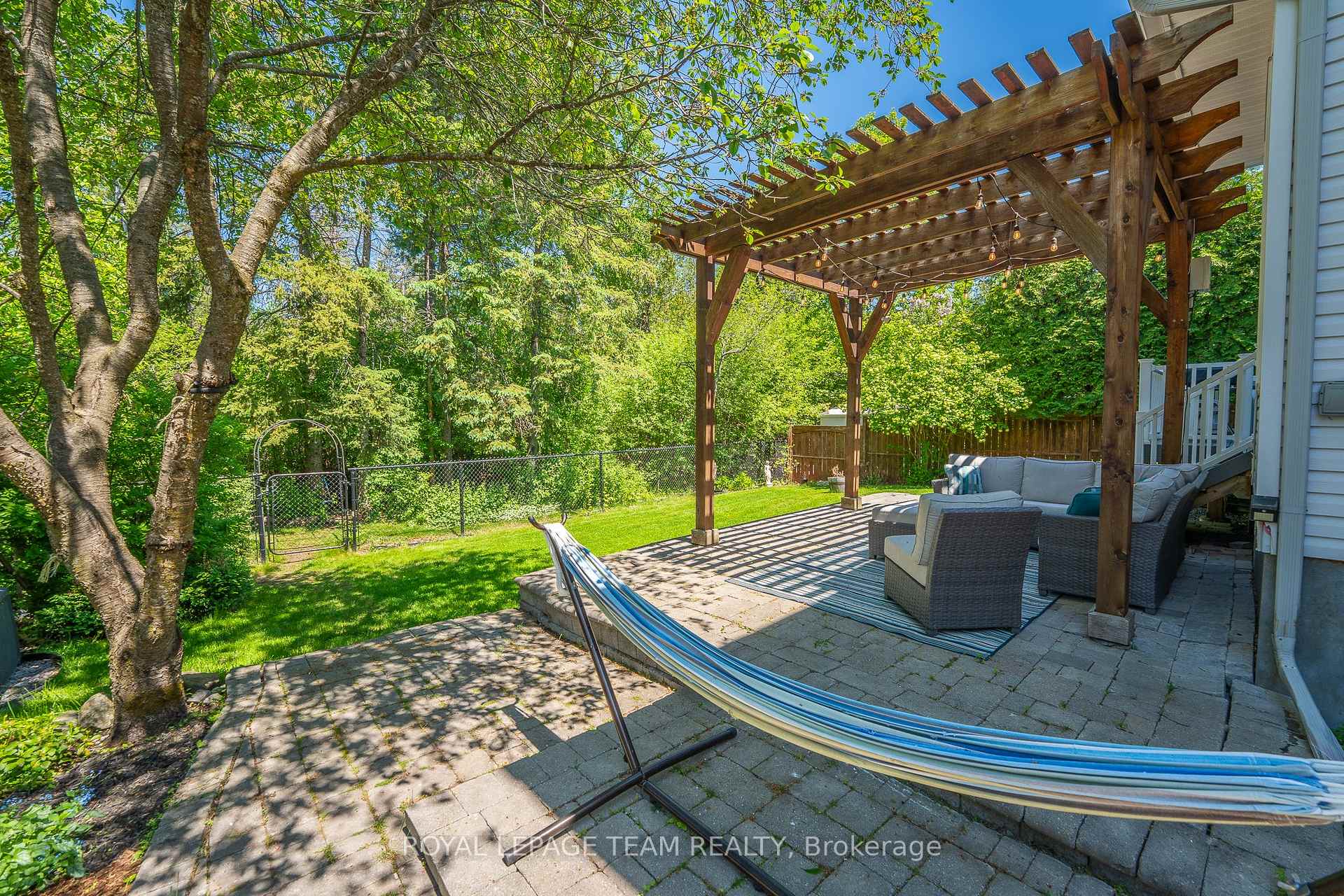 Photo 39 of 47 Mattawa Crescent, Ottawa, Kanata - Bridlewood — HOMEH