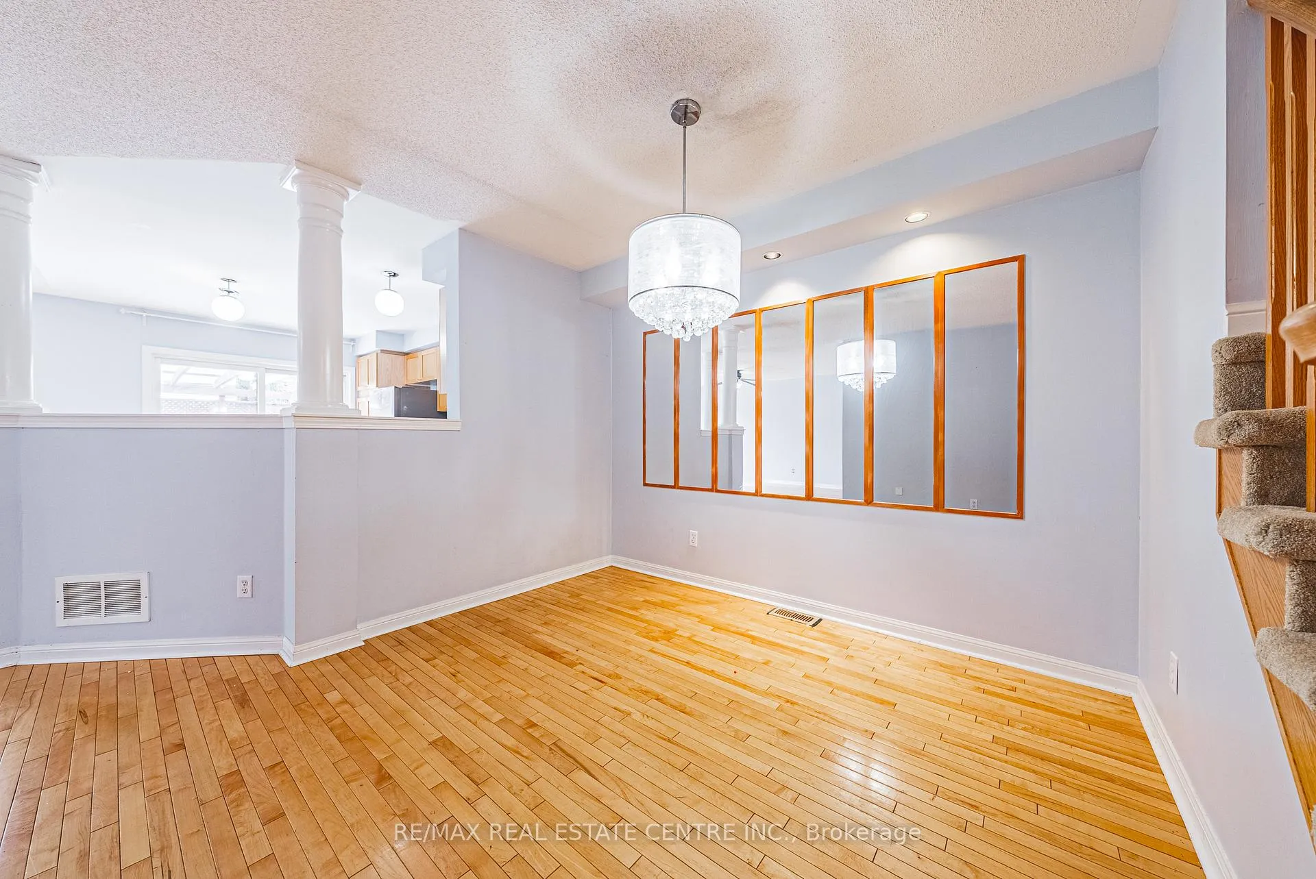 Photo 6 of 1133 Barclay Circle, Milton, Beaty — HOMEH