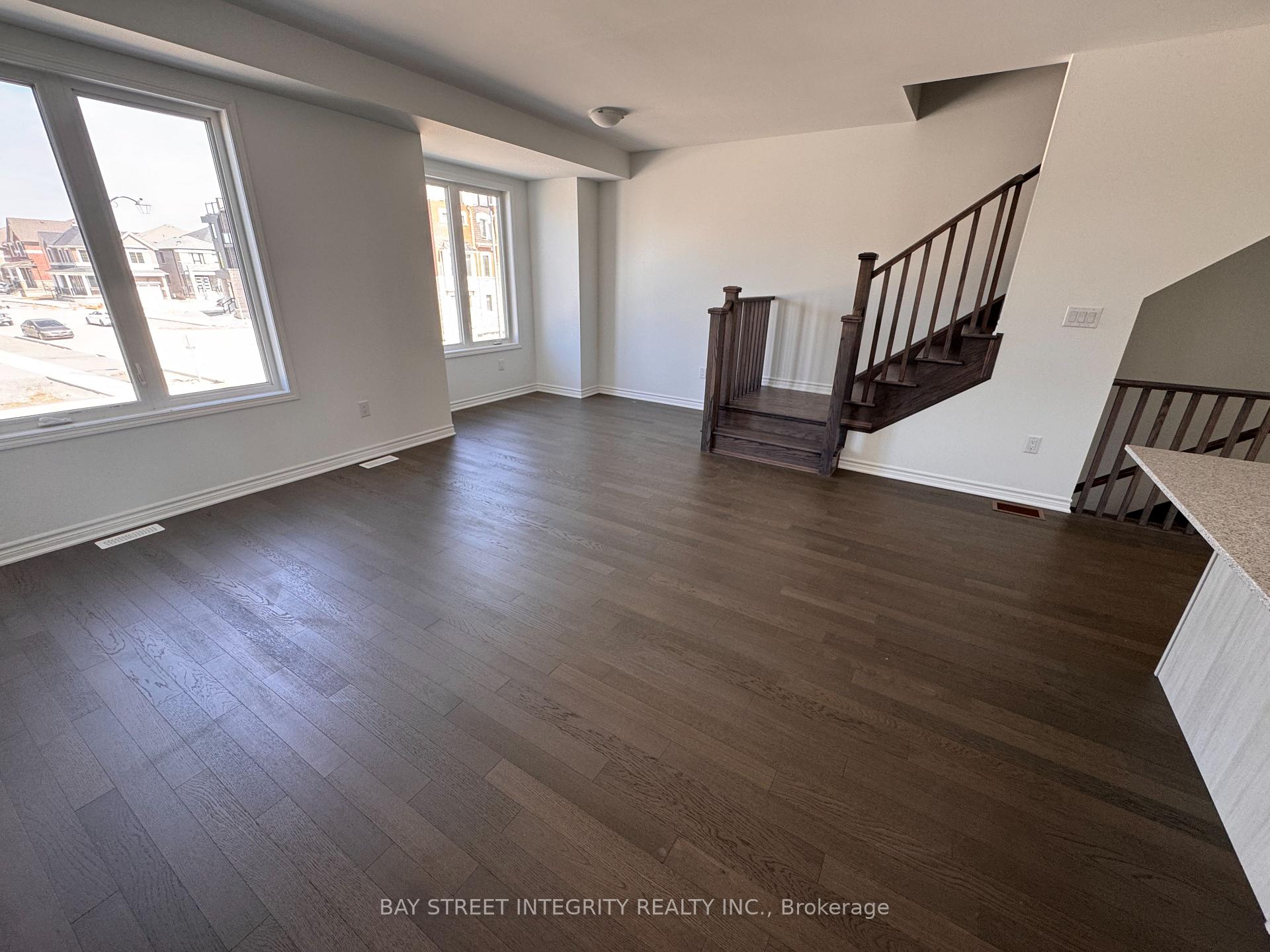 Photo 4 of 279 Stony Hill Boulevard, Markham, Rural Markham — HOMEH