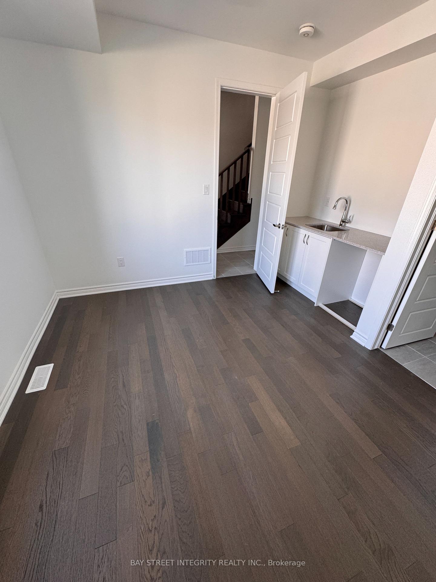 Photo 18 of 279 Stony Hill Boulevard, Markham, Rural Markham — HOMEH