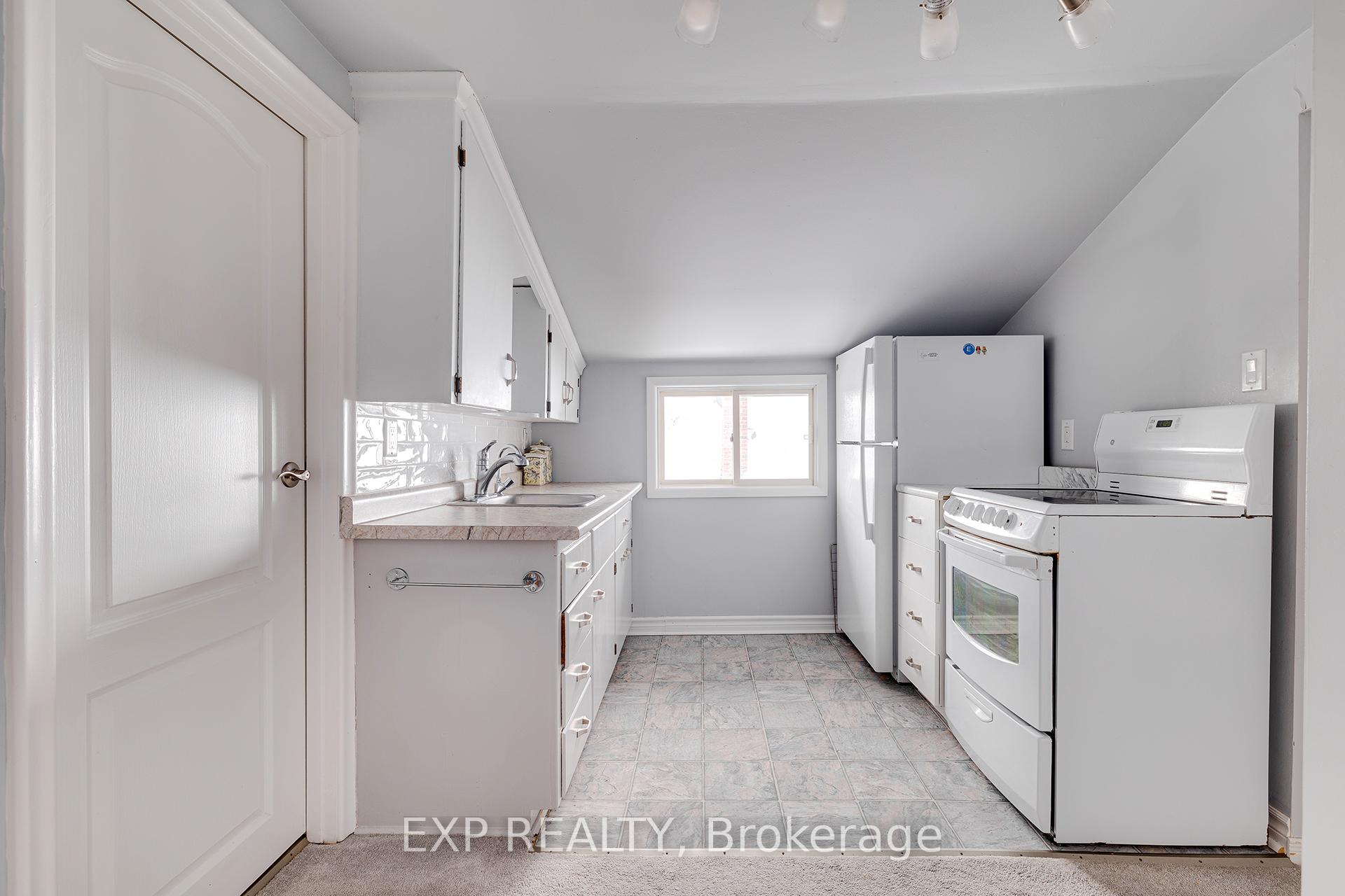 Photo 34 of 77 Borden Avenue N, Kitchener — HOMEH