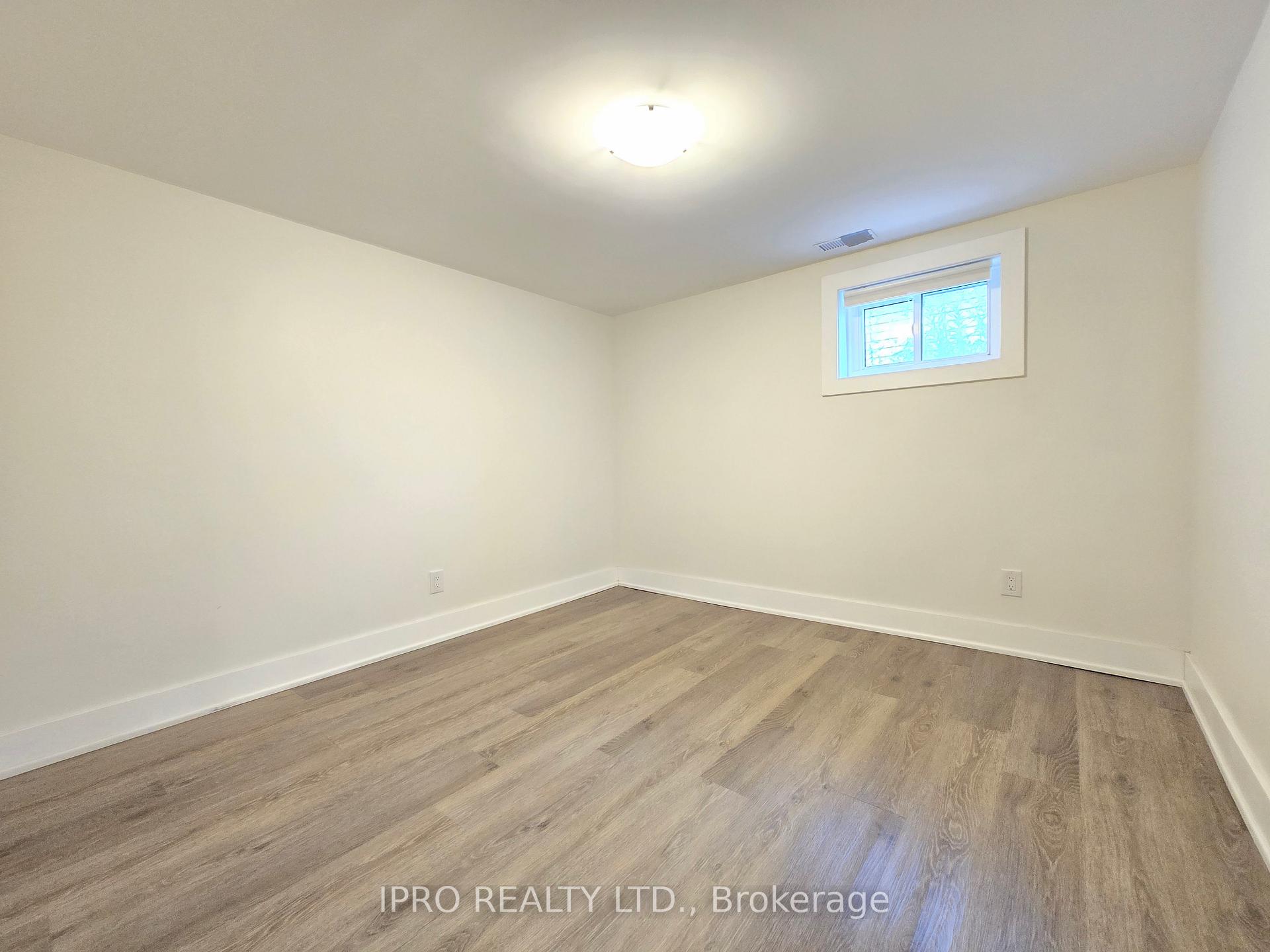 Photo 15 of Unit 2, 371 East 28th Street, Hamilton, Burkholme — HOMEH