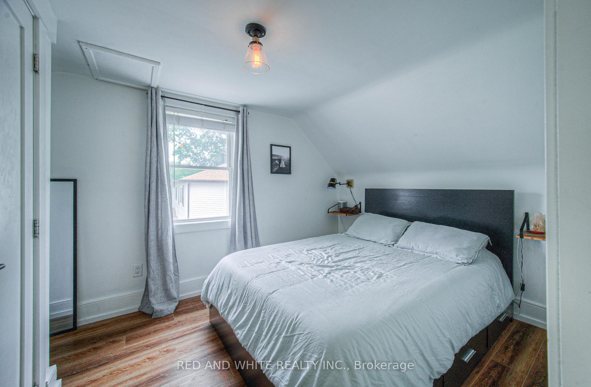 Photo 19 of 94 South Drive S, Kitchener, Southdale — HOMEH