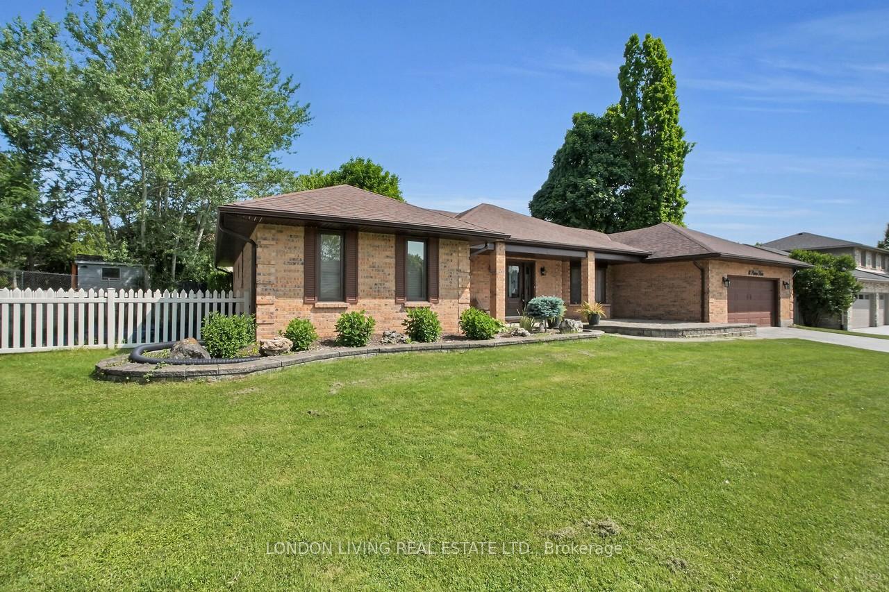 Photo 17 of 18 Pioneer Drive, Middlesex Centre, Kilworth — HOMEH