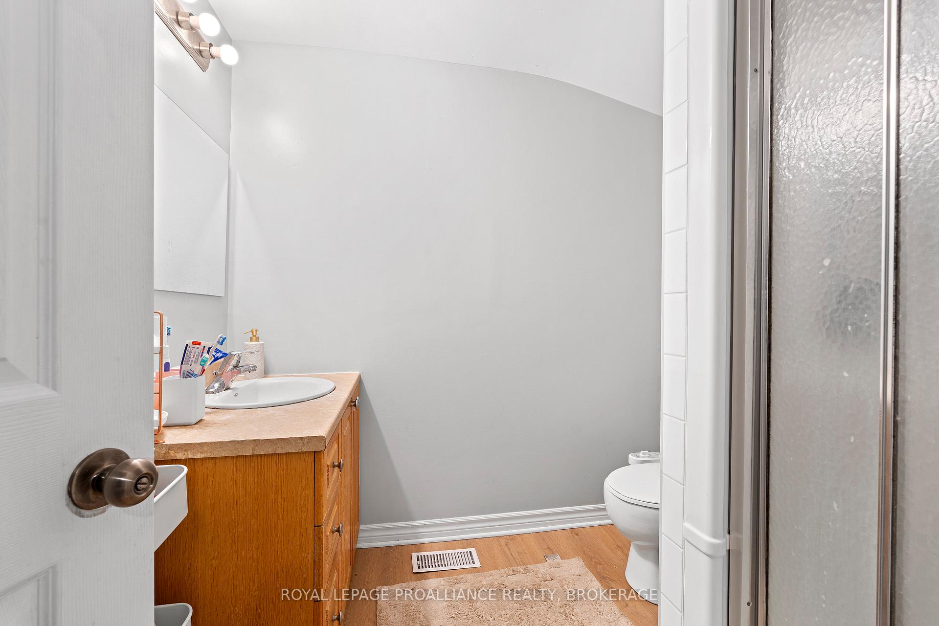 Photo 12 of 231 Albert Street, Kingston, Central City East — HOMEH