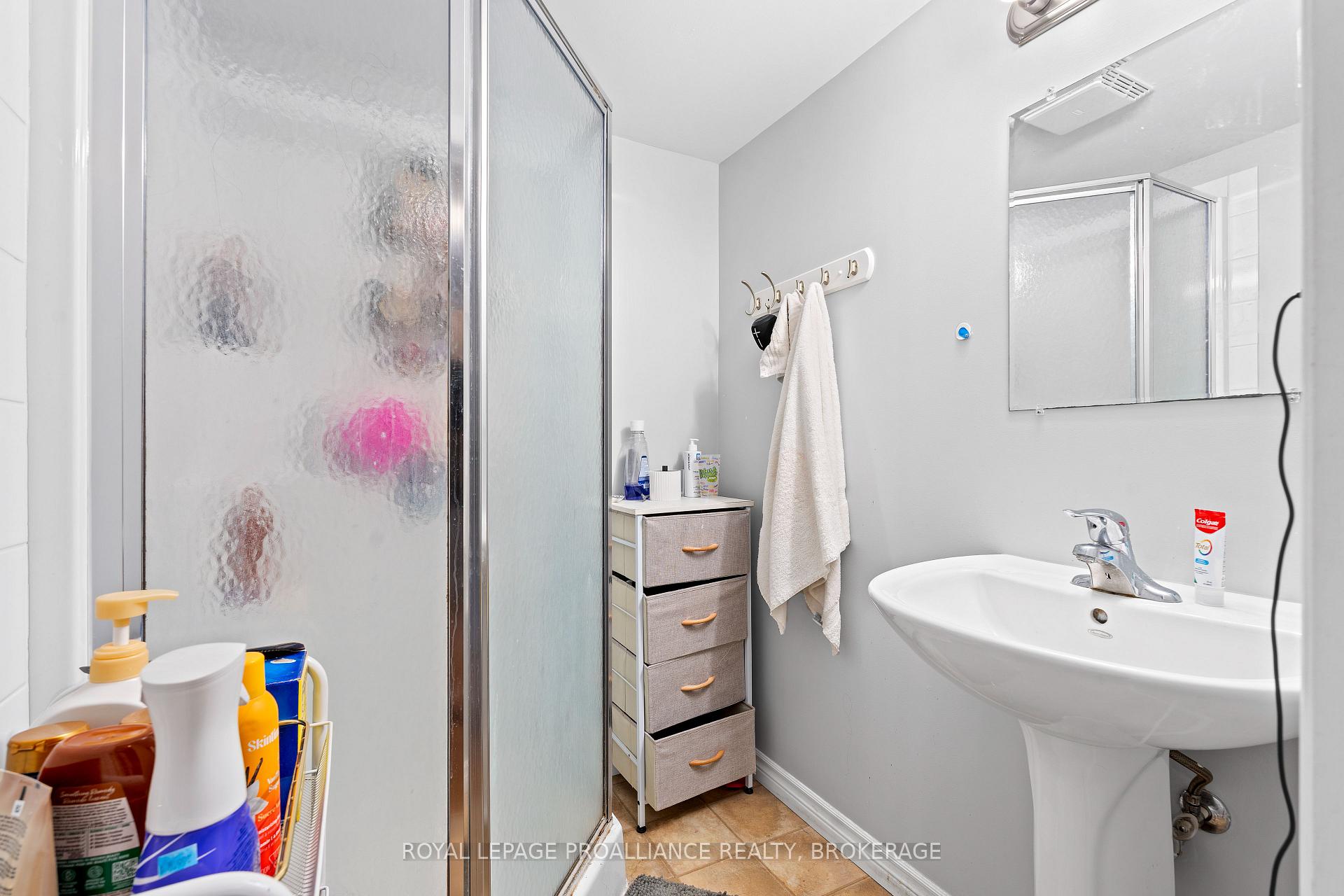 Photo 15 of 231 Albert Street, Kingston, Central City East — HOMEH