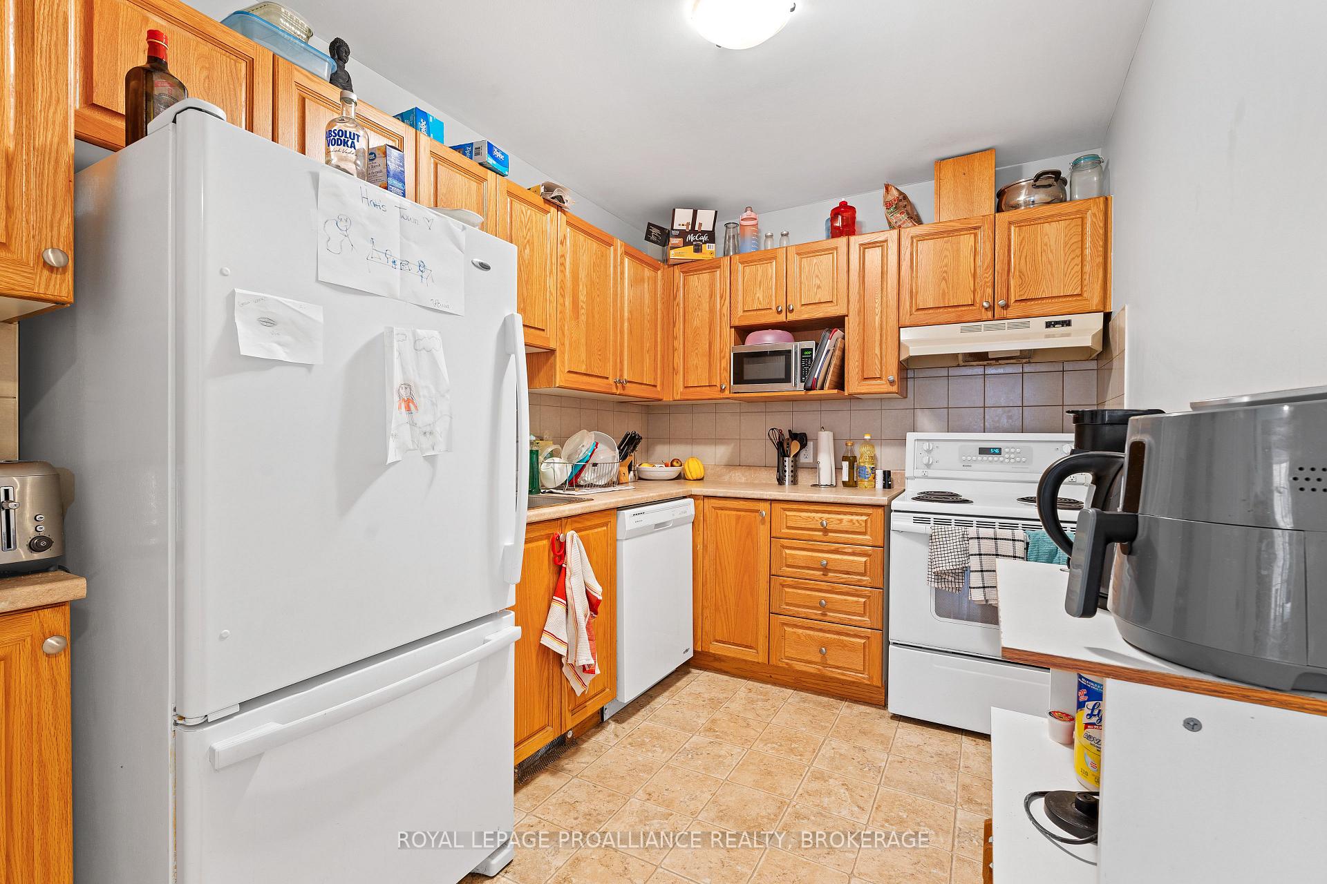 Photo 25 of 231 Albert Street, Kingston, Central City East — HOMEH