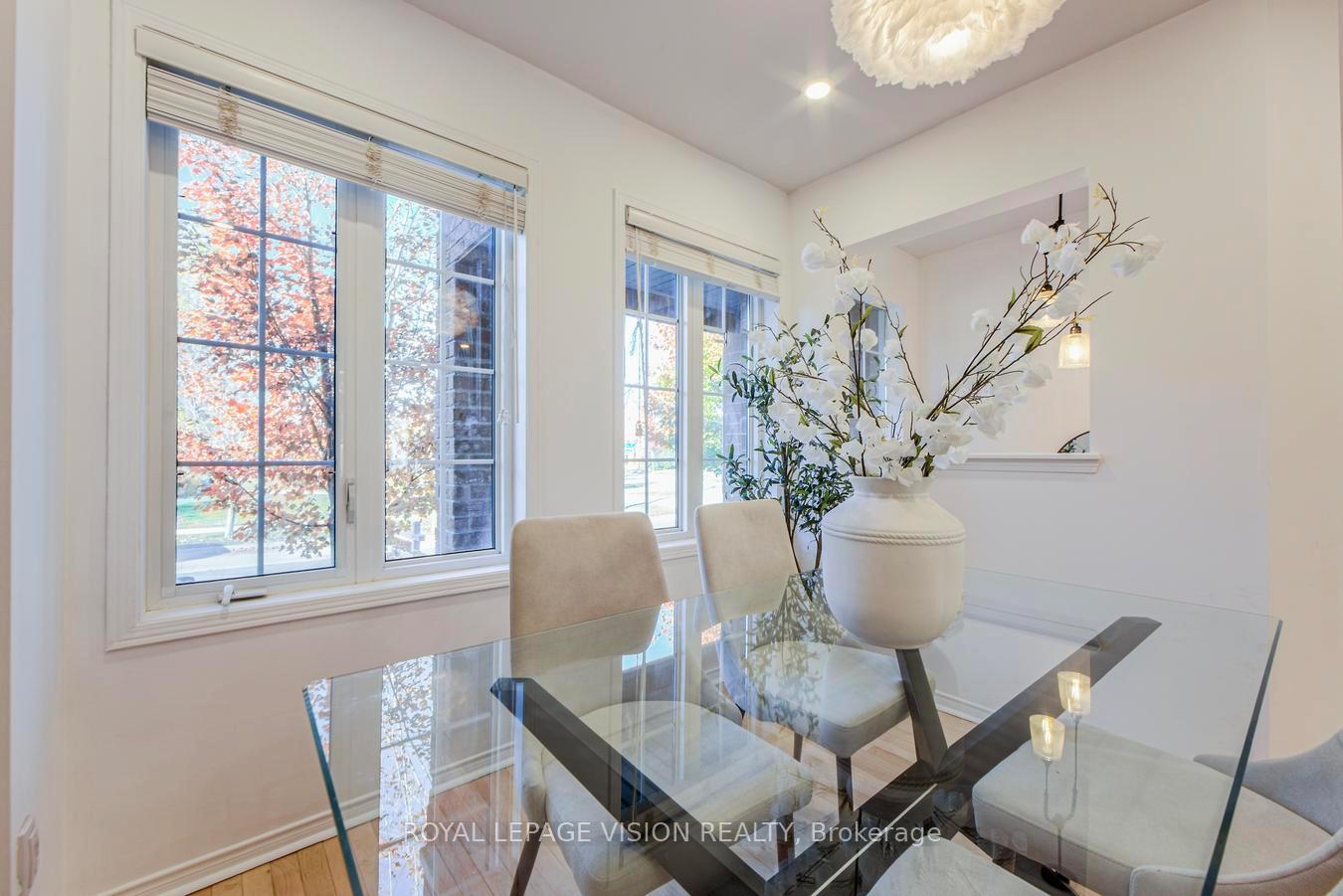 Photo 8 of 447 White's Hill Avenue, Markham, Cornell — HOMEH