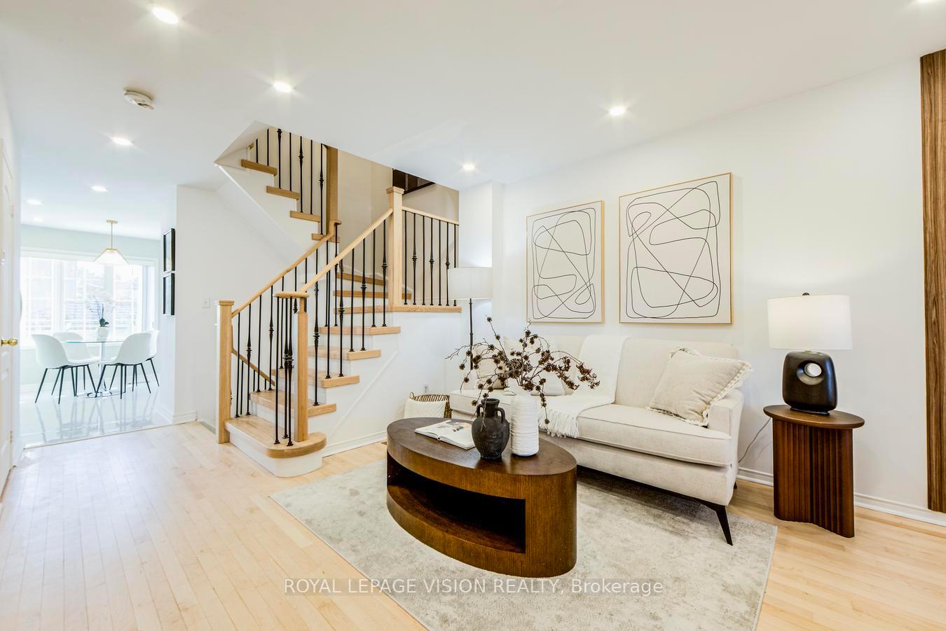 Photo 11 of 447 White's Hill Avenue, Markham, Cornell — HOMEH