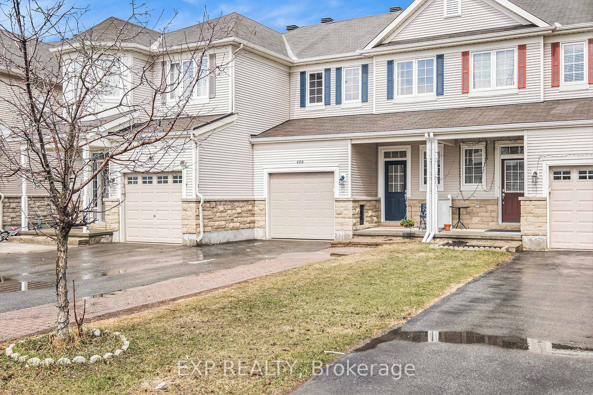 Photo 1 of 600 Pepperville Crescent N, Ottawa, Kanata - Emerald Meadows/Trailwest — HOMEH