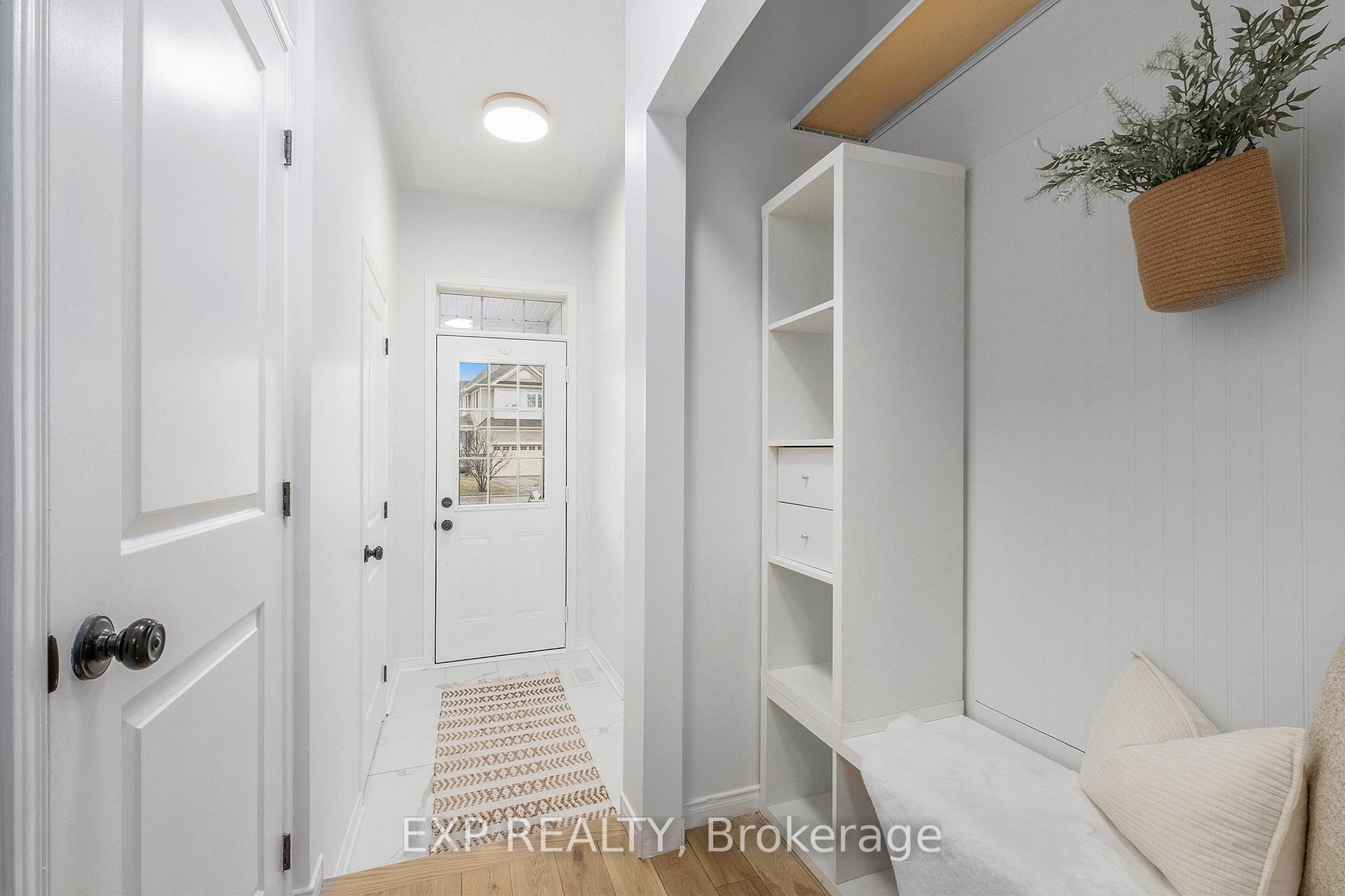 Photo 3 of 600 Pepperville Crescent N, Ottawa, Kanata - Emerald Meadows/Trailwest — HOMEH