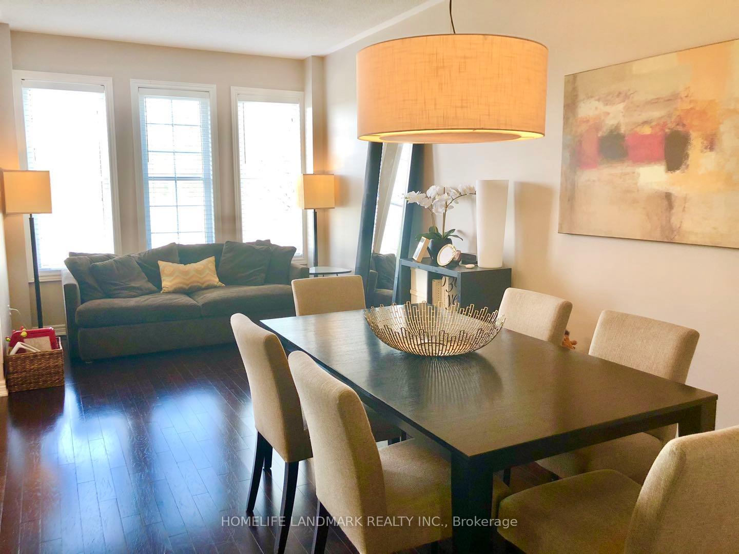 Photo 4 of 10683 Woodbine Avenue, Markham, Victoria Square — HOMEH