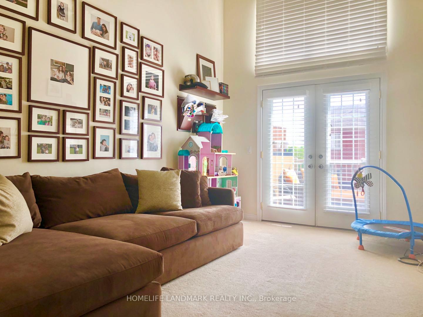 Photo 10 of 10683 Woodbine Avenue, Markham, Victoria Square — HOMEH