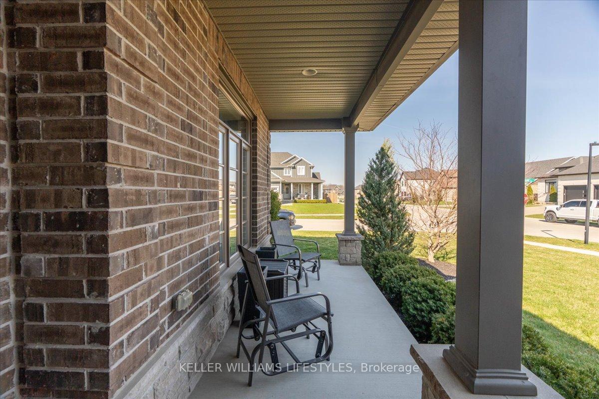 Photo 4 of 31 Peregrine Avenue, Middlesex Centre, Kilworth — HOMEH