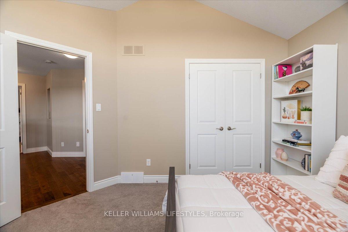 Photo 30 of 31 Peregrine Avenue, Middlesex Centre, Kilworth — HOMEH
