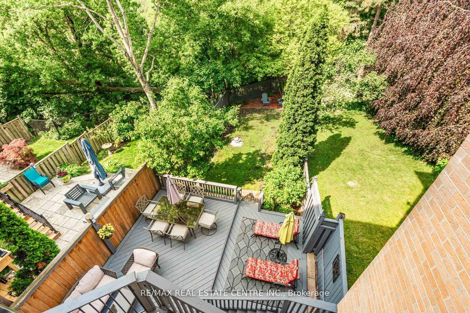 Photo 3 of 15 Rockingham Court, Markham, German Mills — HOMEH