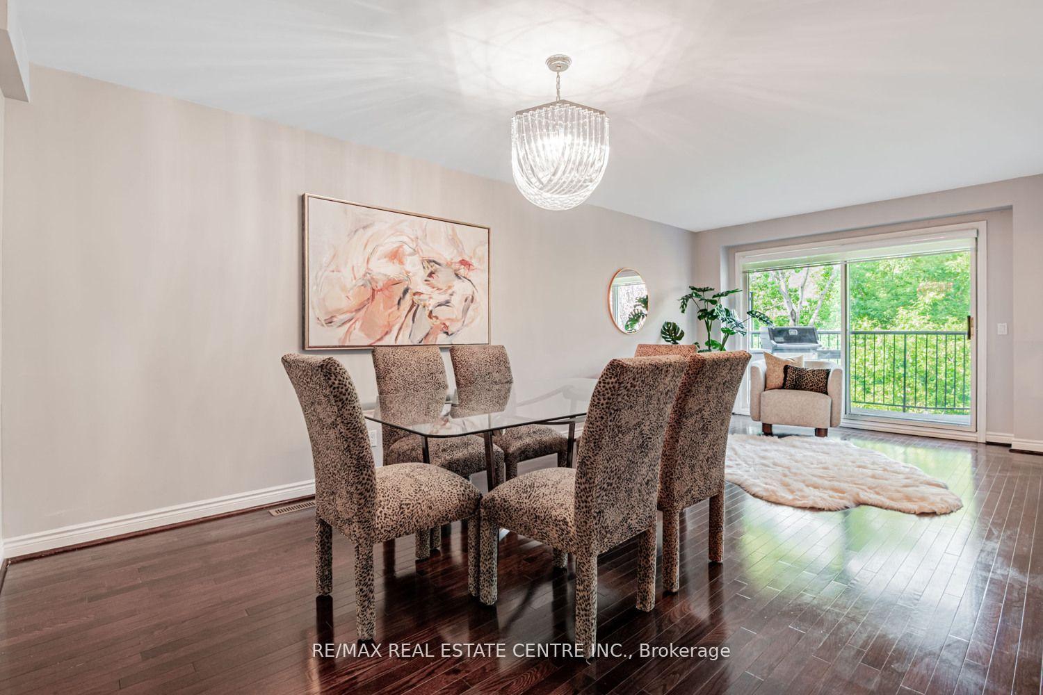 Photo 5 of 15 Rockingham Court, Markham, German Mills — HOMEH