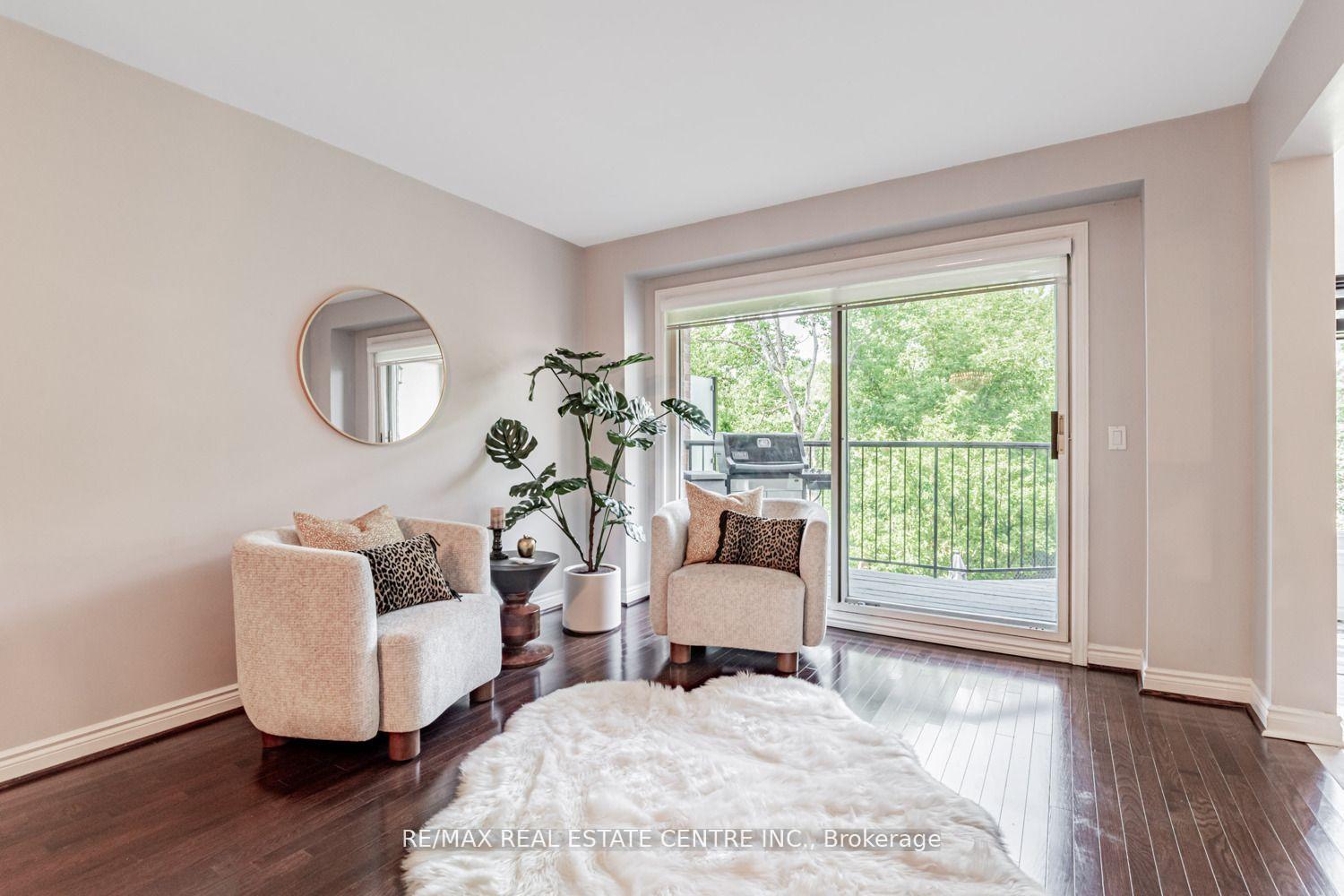 Photo 6 of 15 Rockingham Court, Markham, German Mills — HOMEH