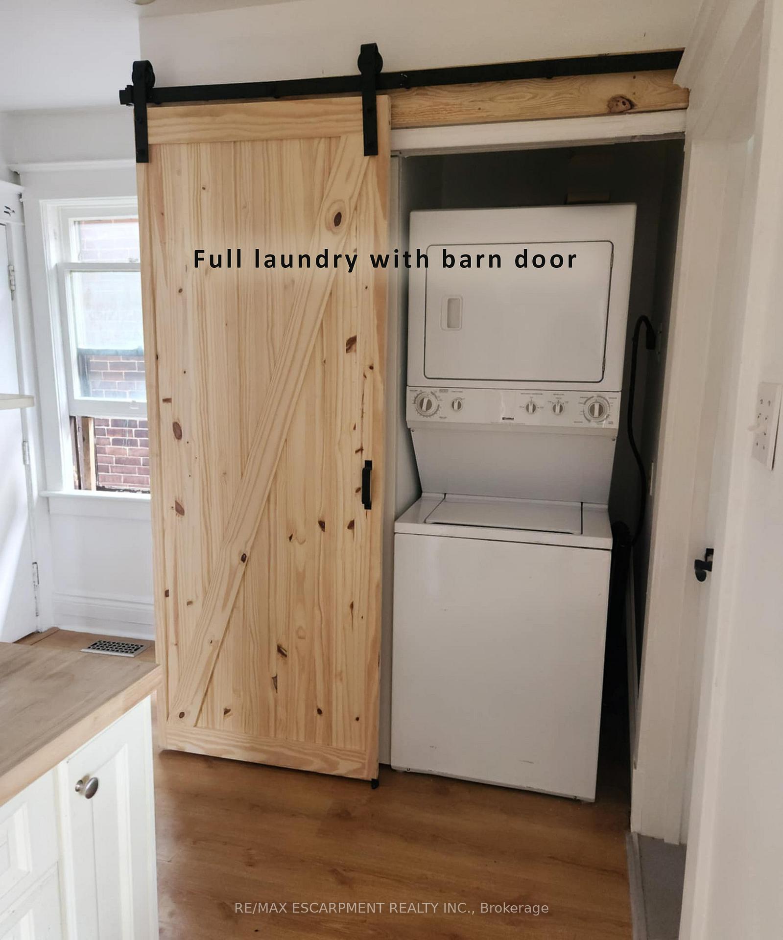 Photo 6 of Unit Upper, 28 Fairholt Road N, Hamilton, Stripley — HOMEH