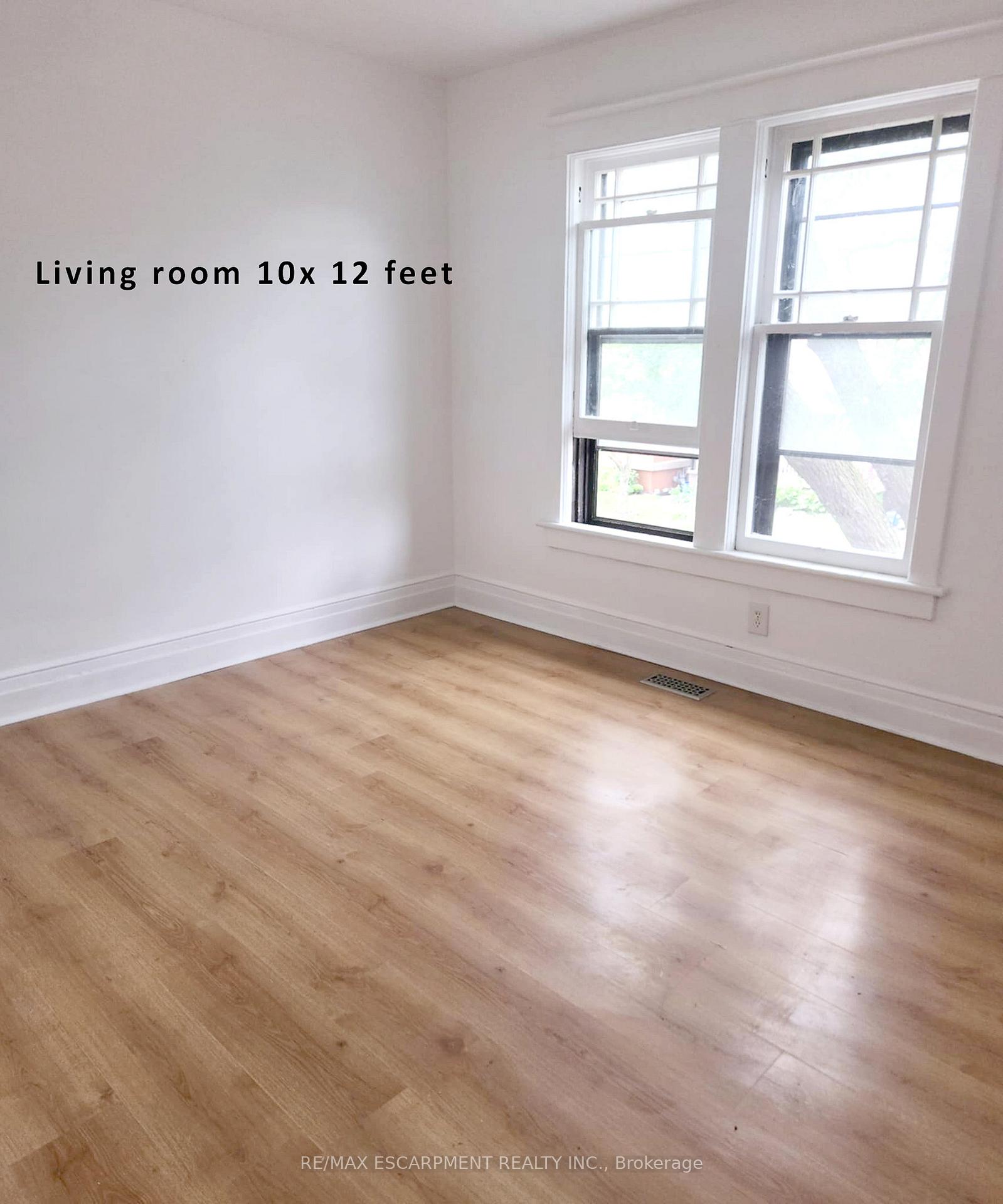 Photo 13 of Unit Upper, 28 Fairholt Road N, Hamilton, Stripley — HOMEH